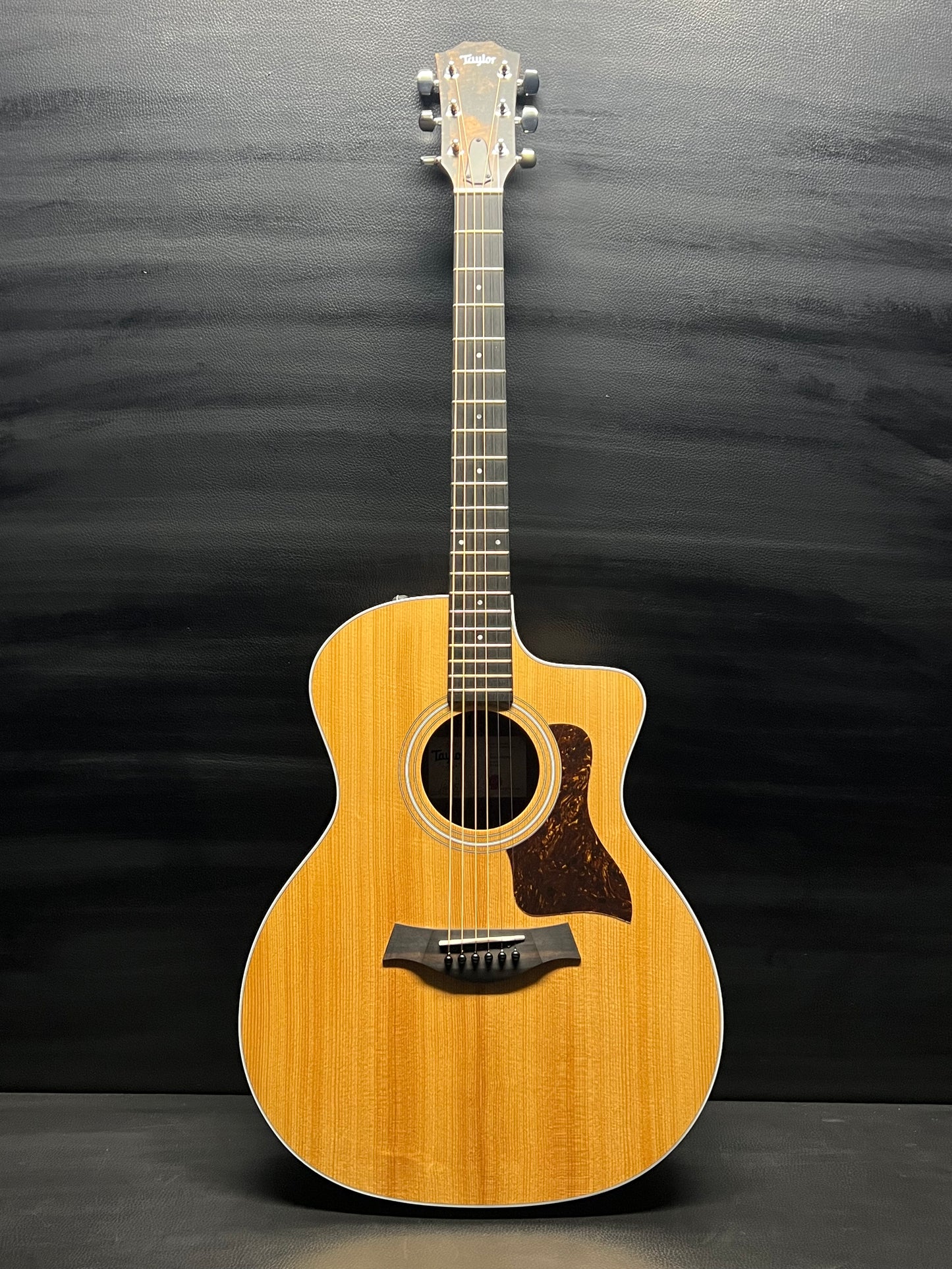 Taylor 214ce Grand Auditorium