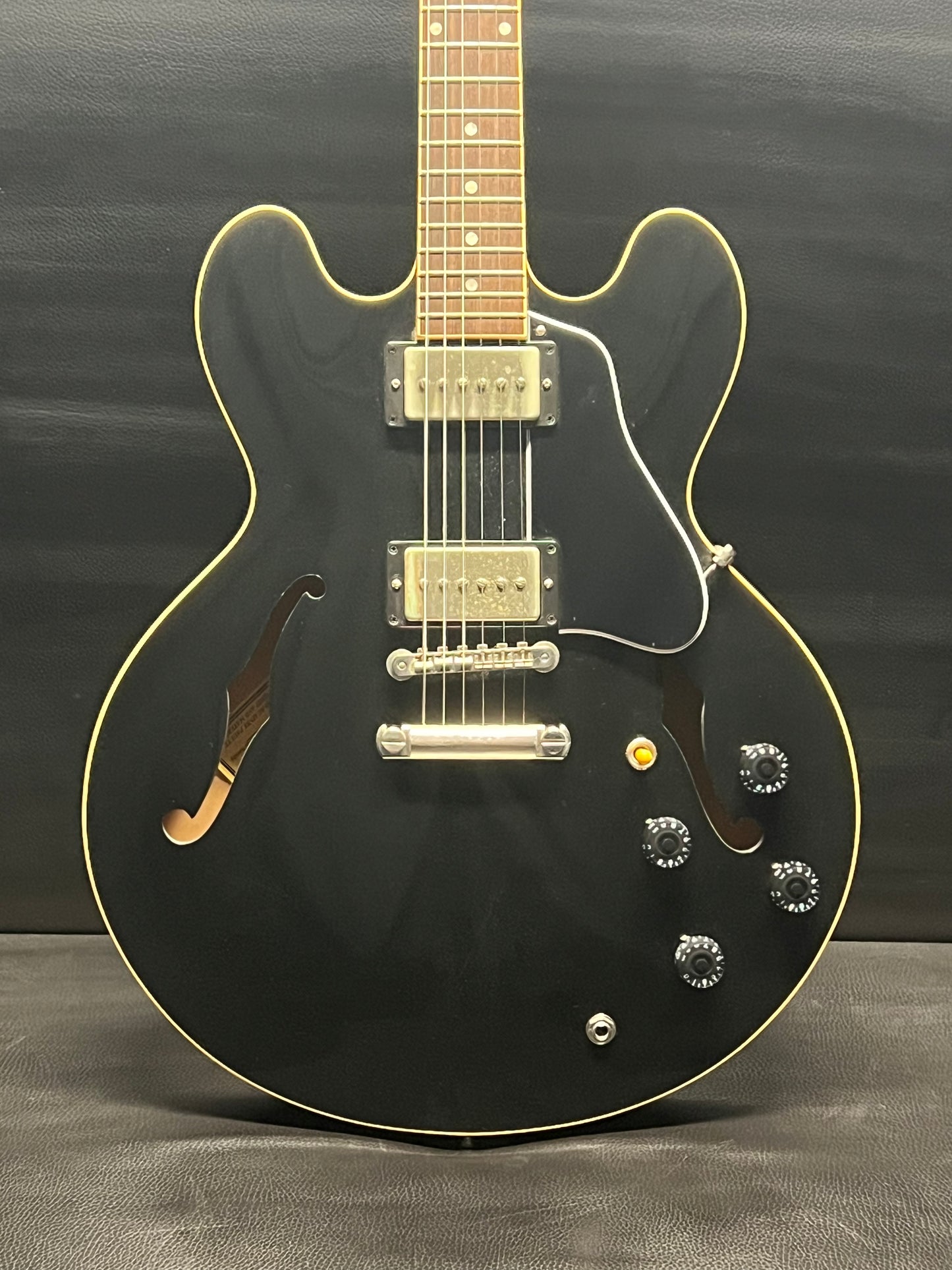 Gibson ES-335 2019 (PRE-OWNED)