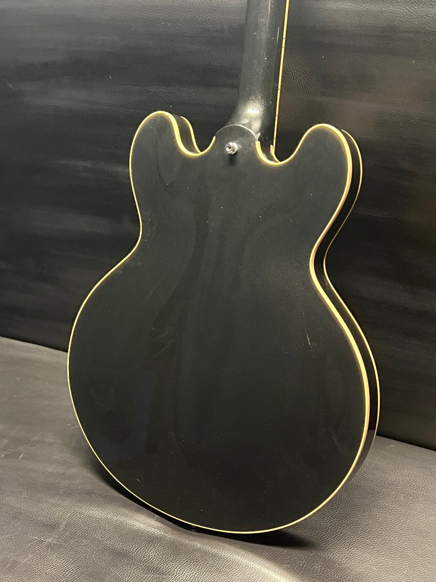 Gibson ES-335 2019 (PRE-OWNED)