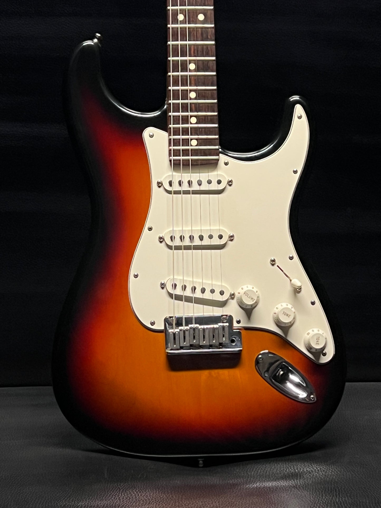 American Stratocaster 2000-2008 (PRE-OWNED)