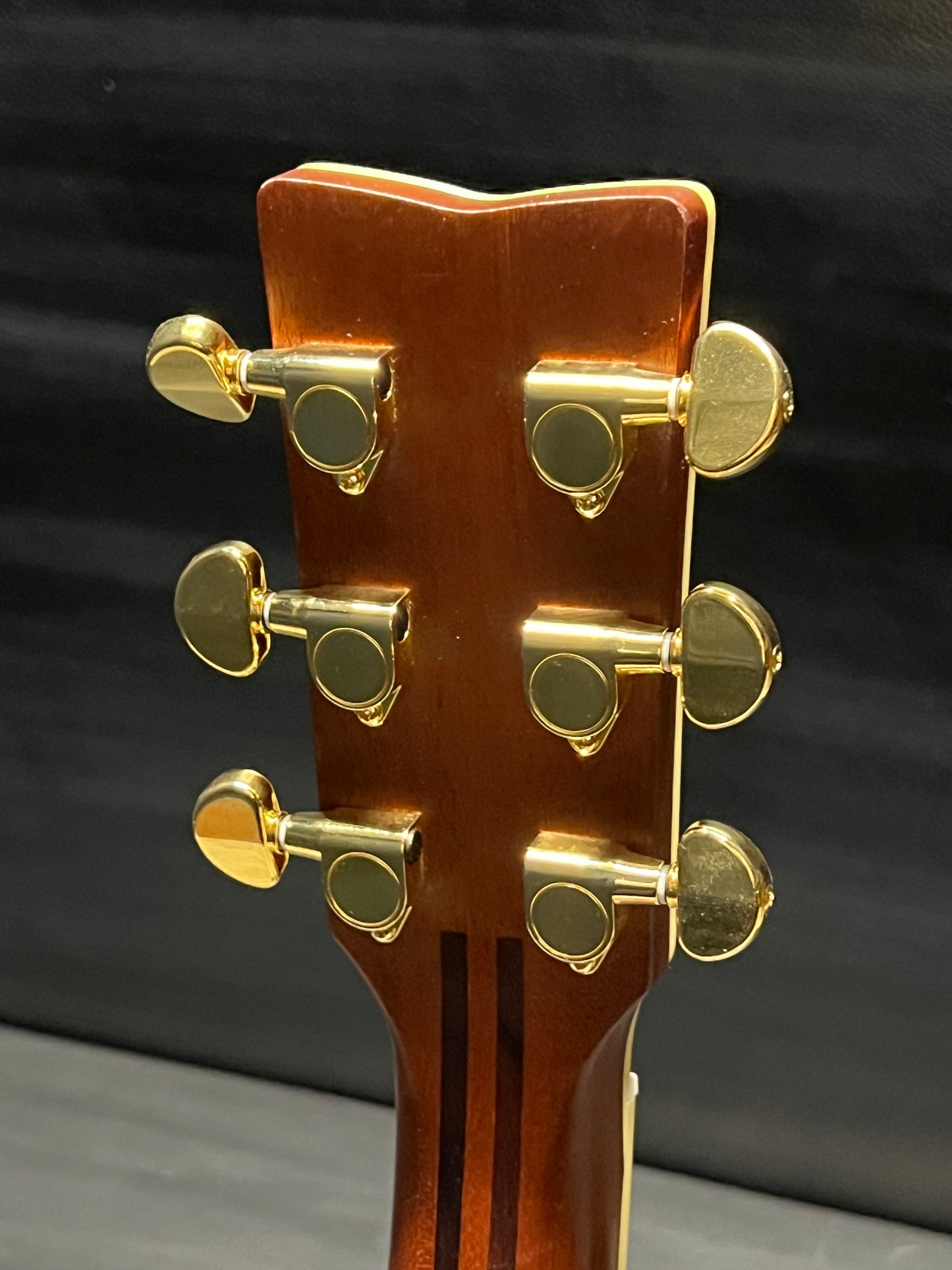 Yamaha LL-TA (PRE-OWNED)