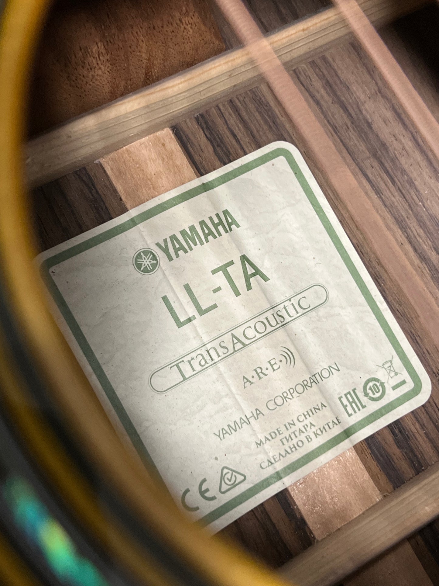 Yamaha LL-TA (PRE-OWNED)