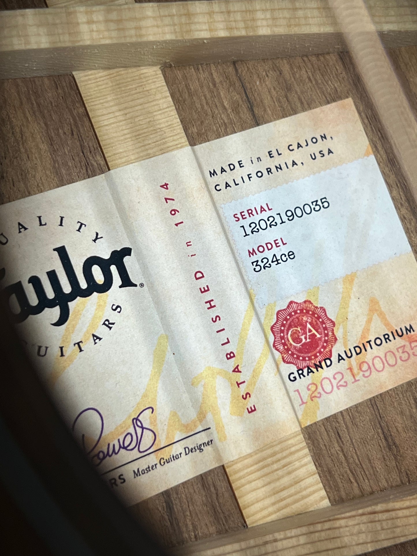 Taylor 324ce (PRE-OWNED)