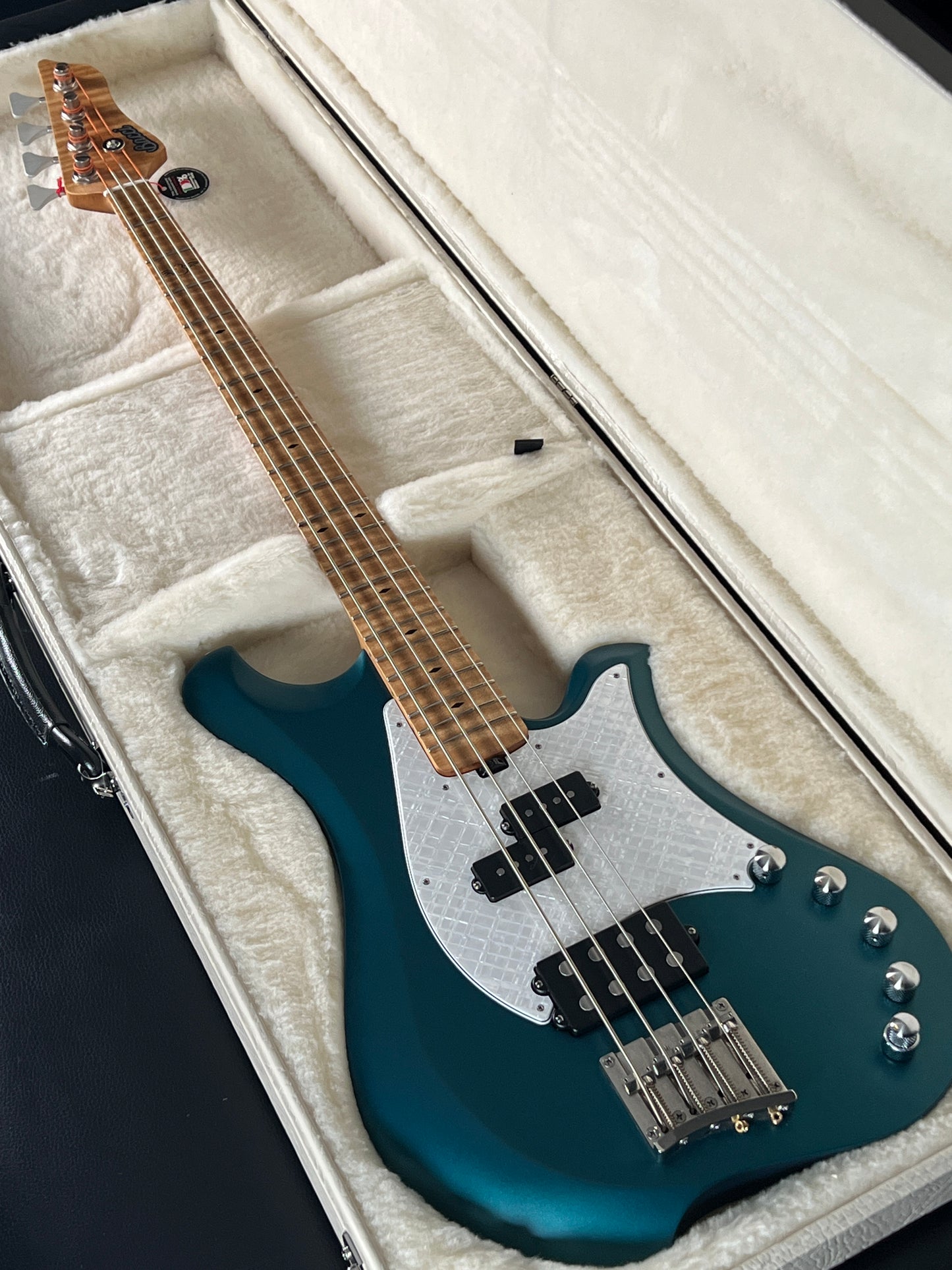 Bacci Marleo 4-String Active Bass Satin Bosco