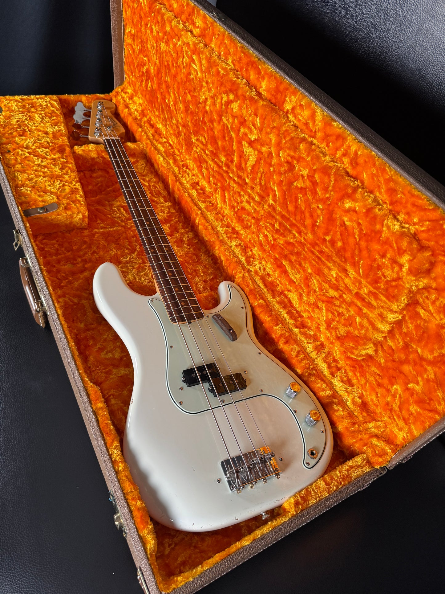 Fender American Vintage 63 Precision Bass 2013 (PRE-OWNED)