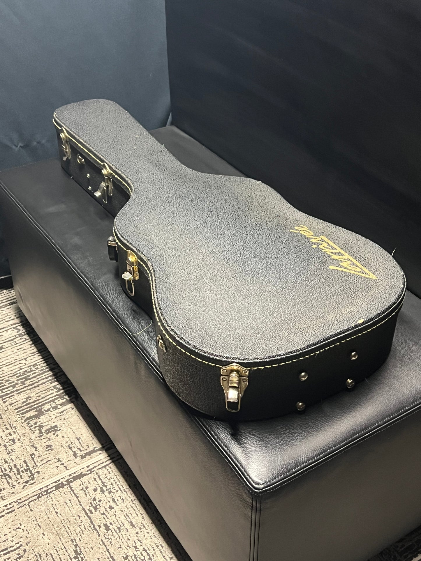 Larrivée LC 09 (PRE-OWNED)