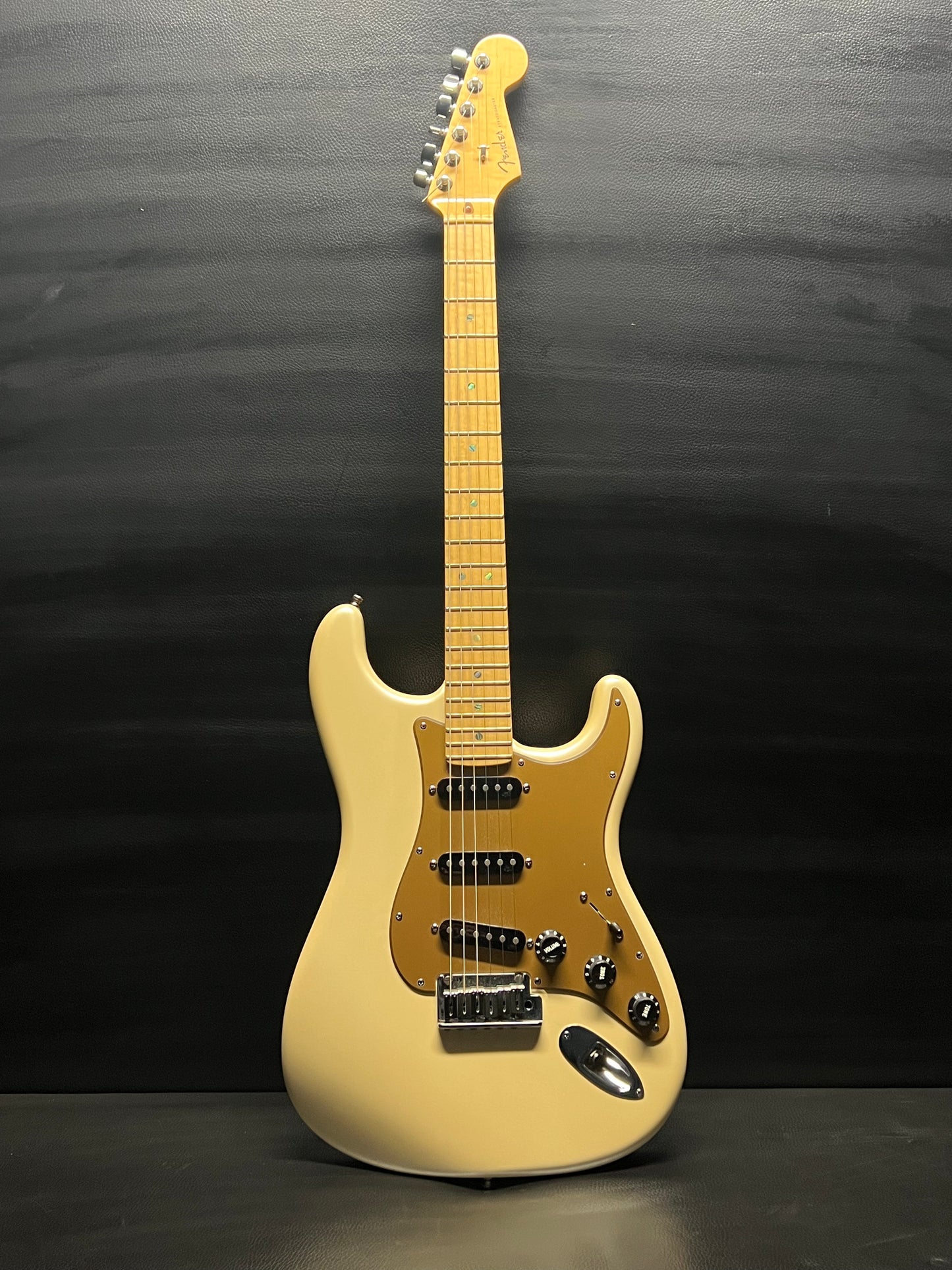 Fender American Deluxe (PRE-OWNED)
