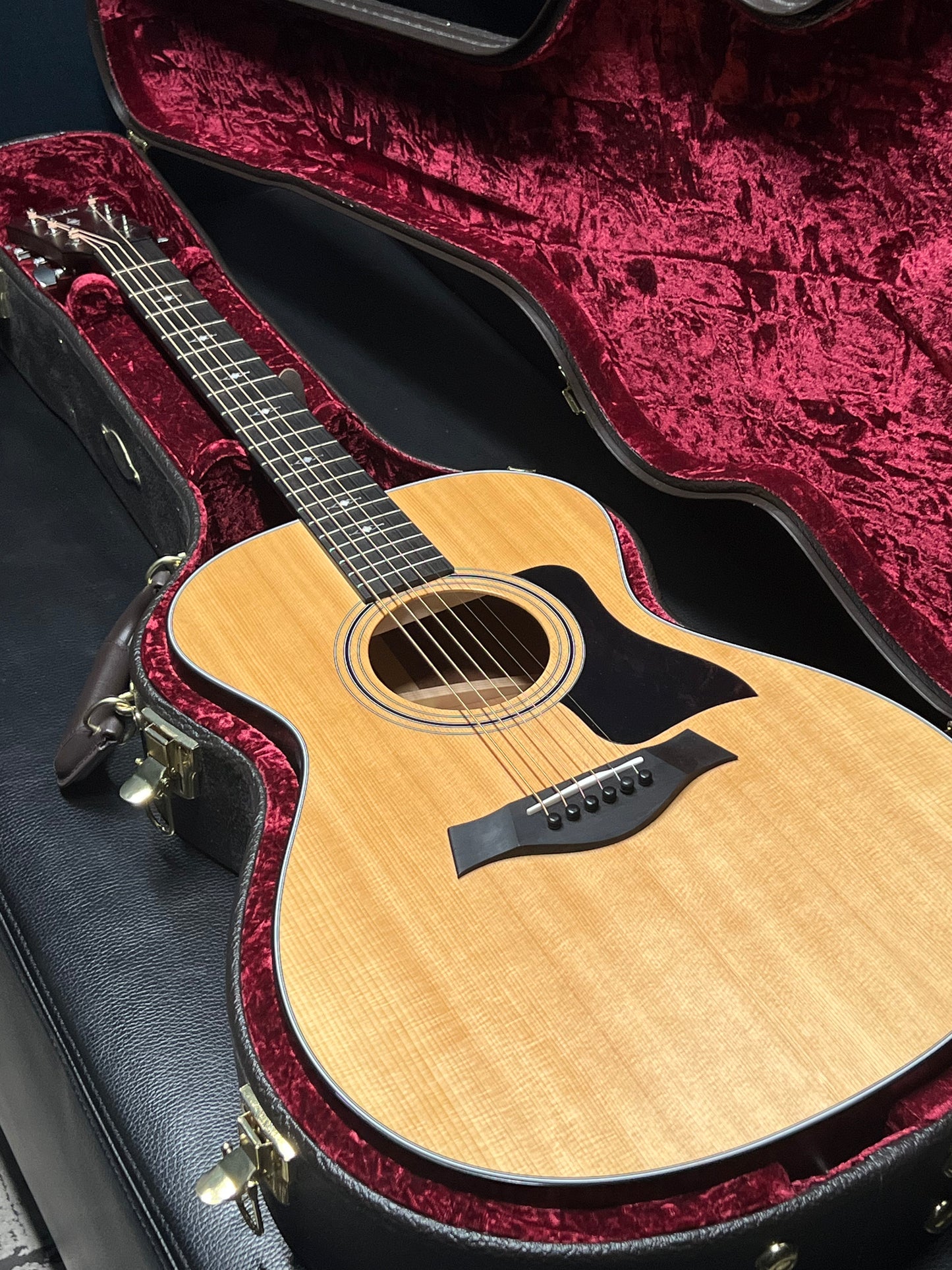 Taylor 312 (PRE-OWNED)