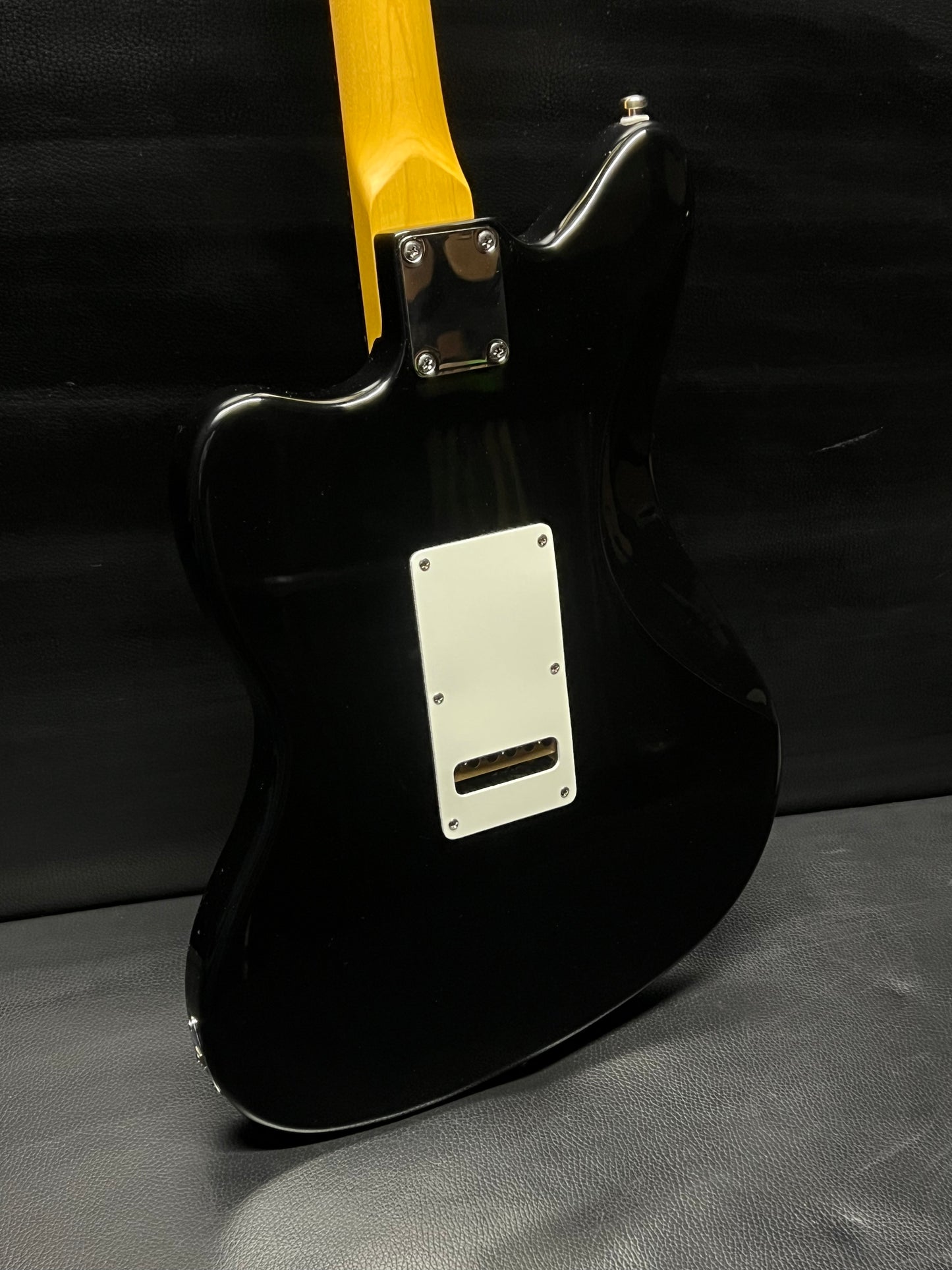 G&L Dohene (PRE-OWNED)