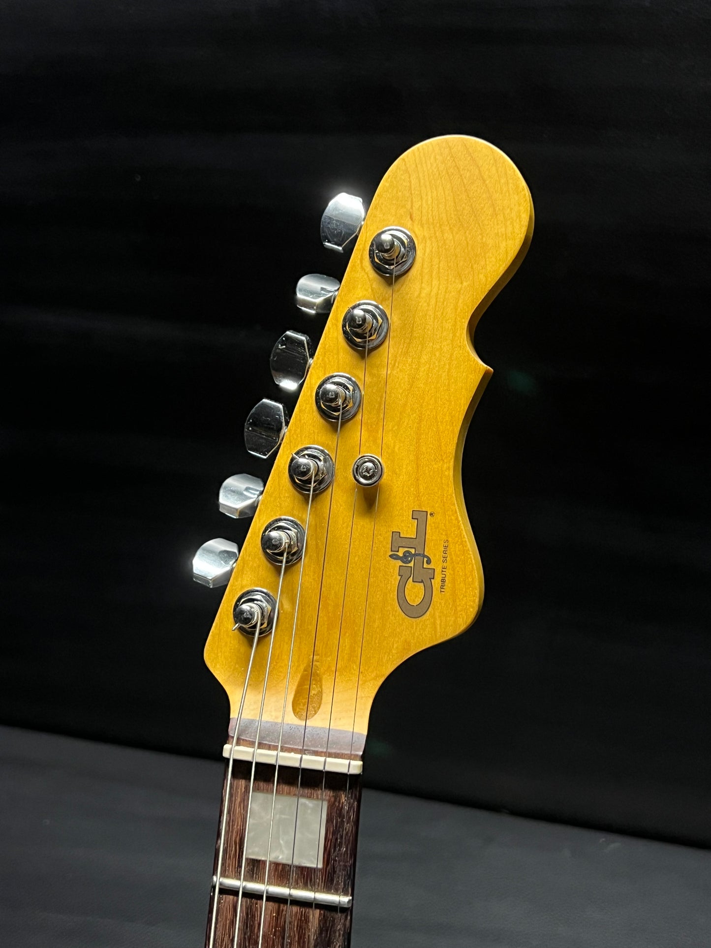 G&L Dohene (PRE-OWNED)