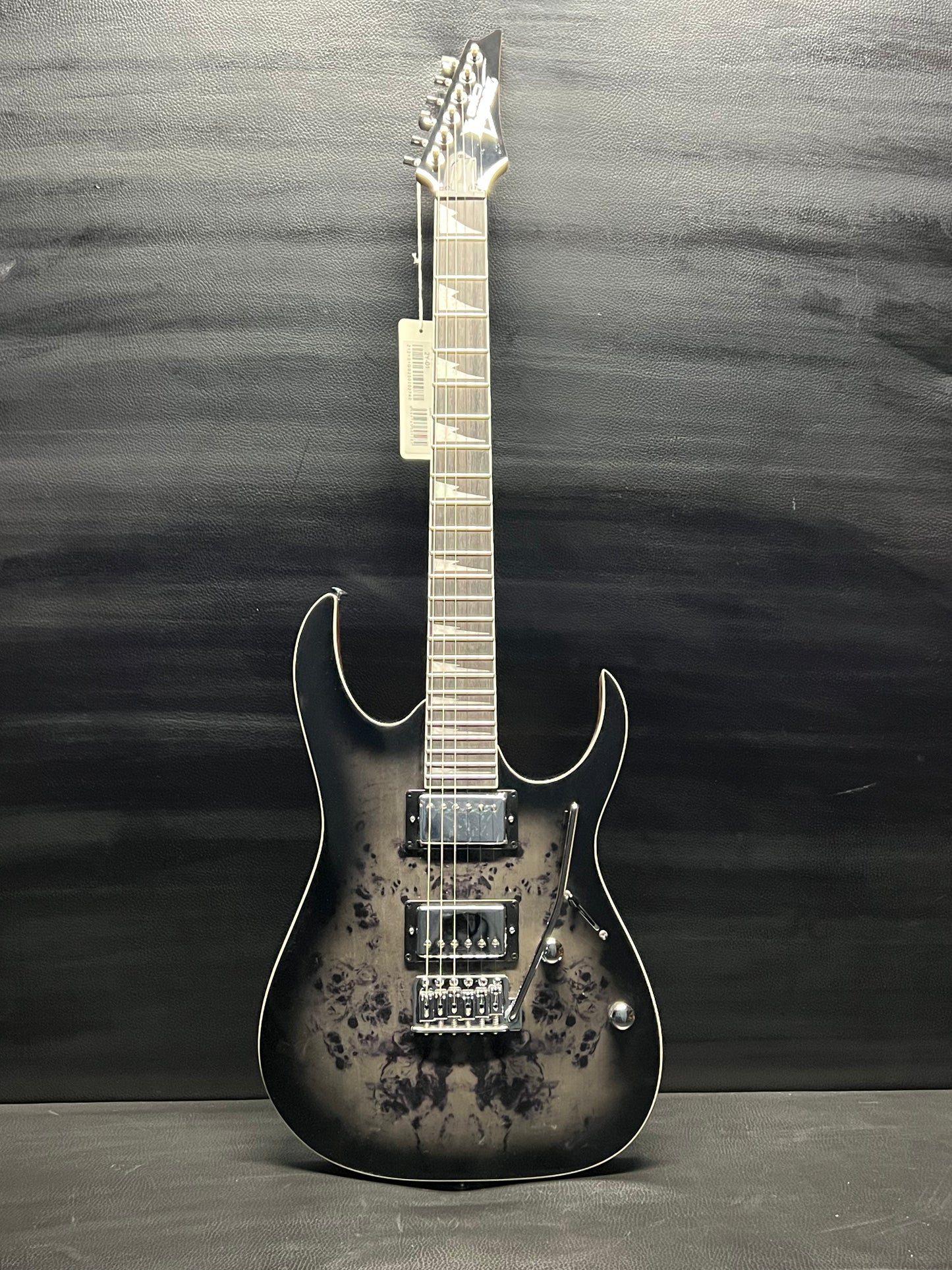 Ibanez RG Gio GRG220PA1BKB