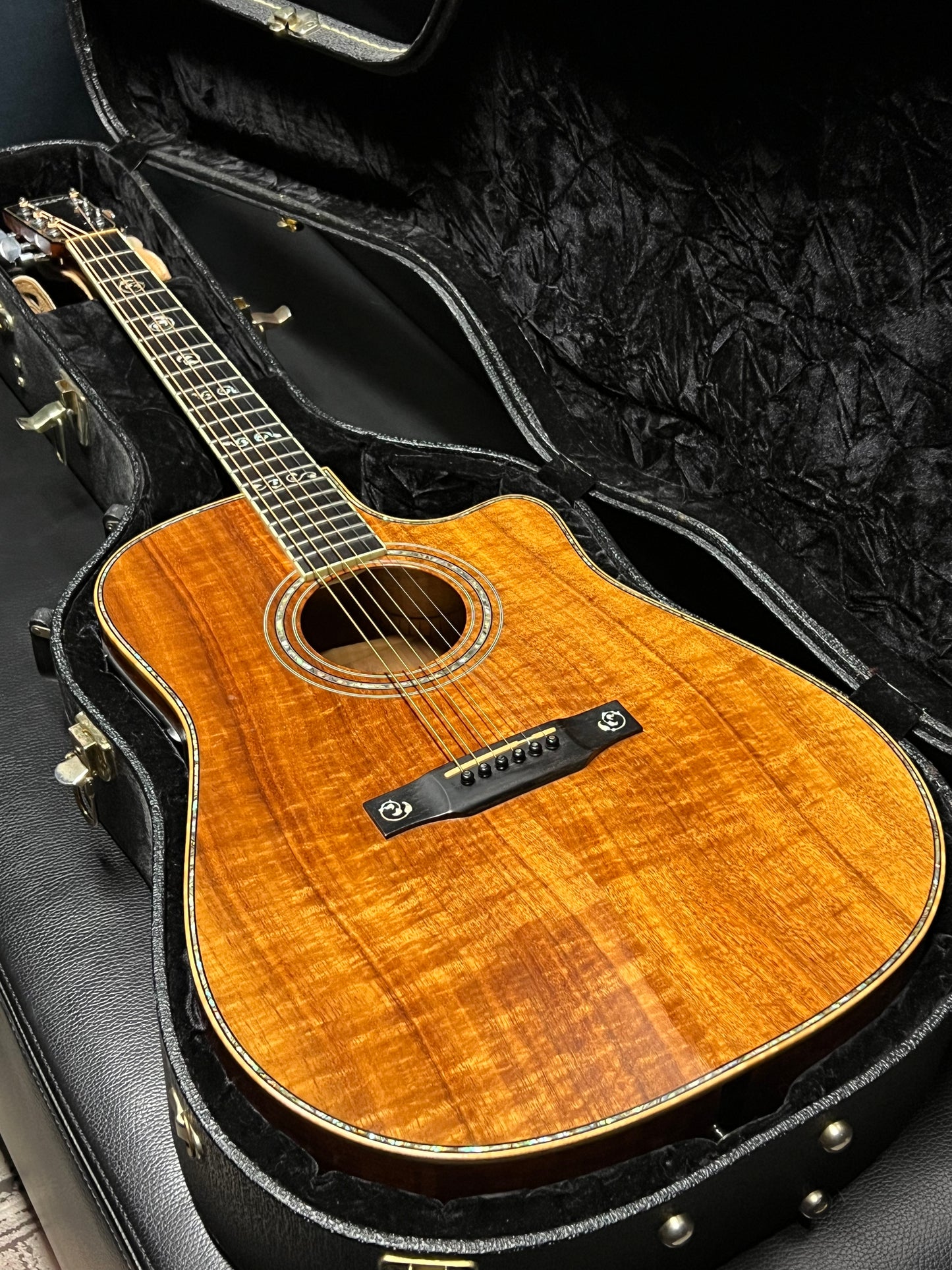 Larrivée DV10-KK 2001 Made in Canada (PRE-OWNED)