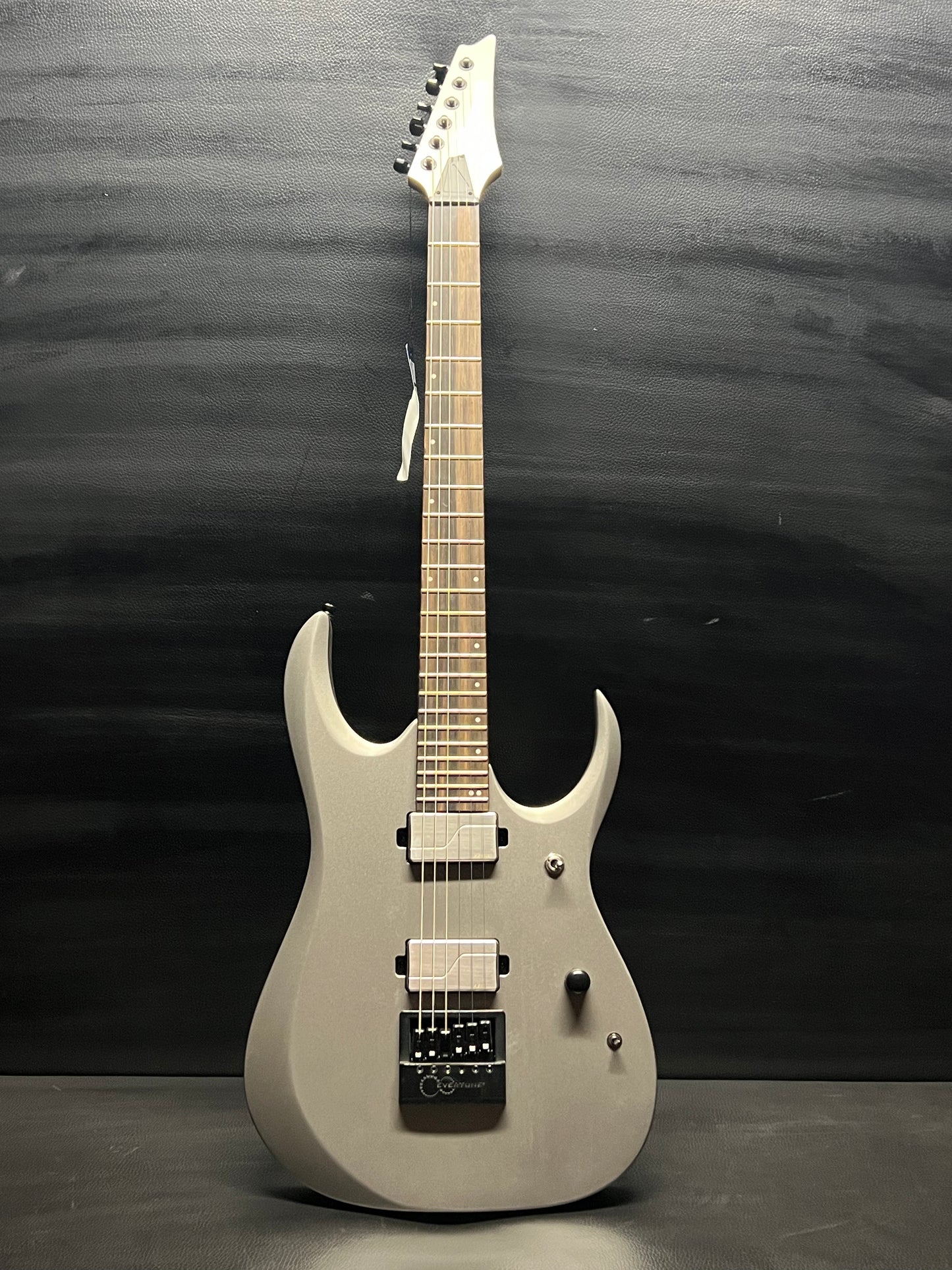 Ibanez RGD61ALET Axion Label Evertune