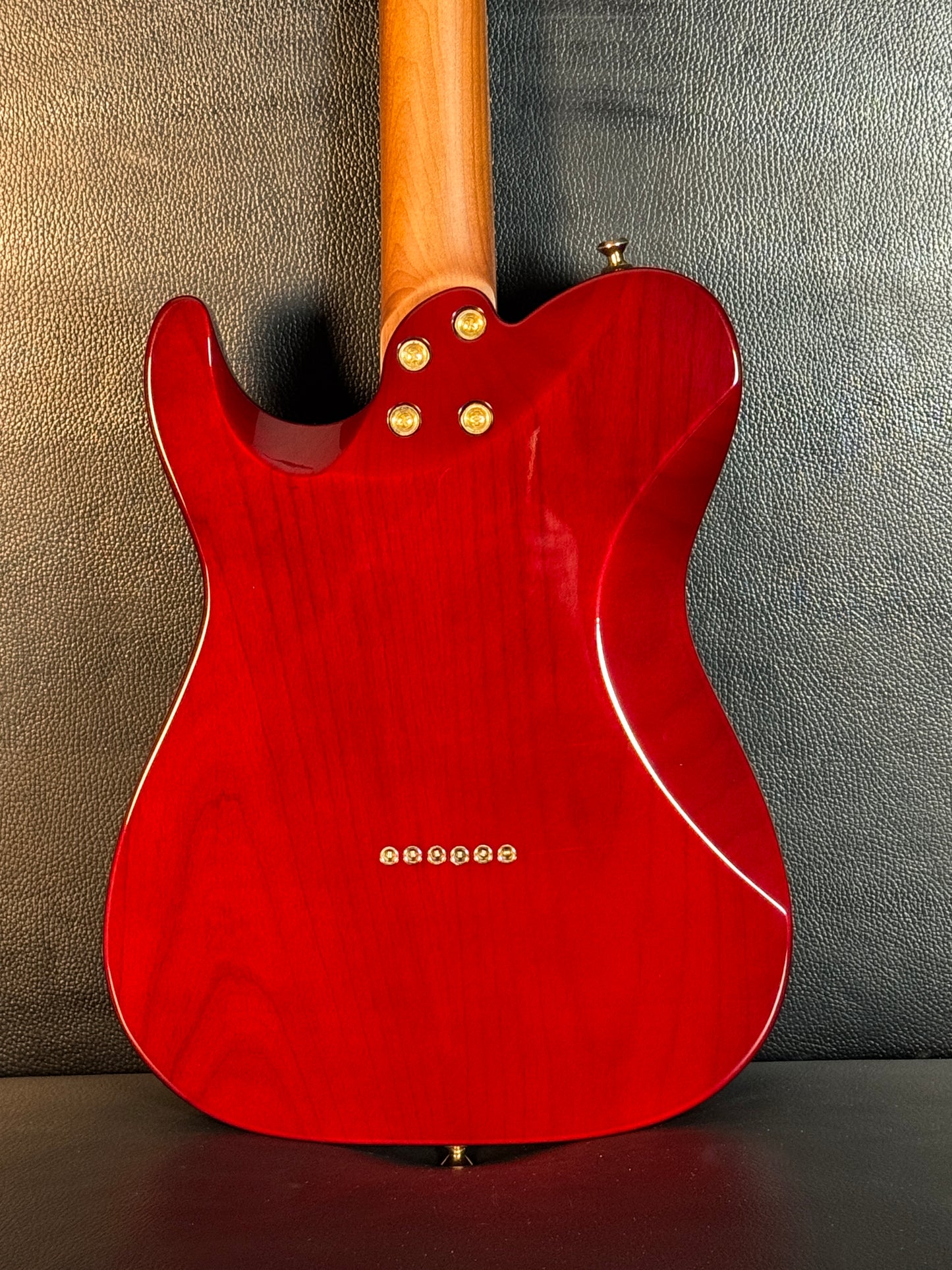 Chapman Lawmaker Classic Hollywood Red