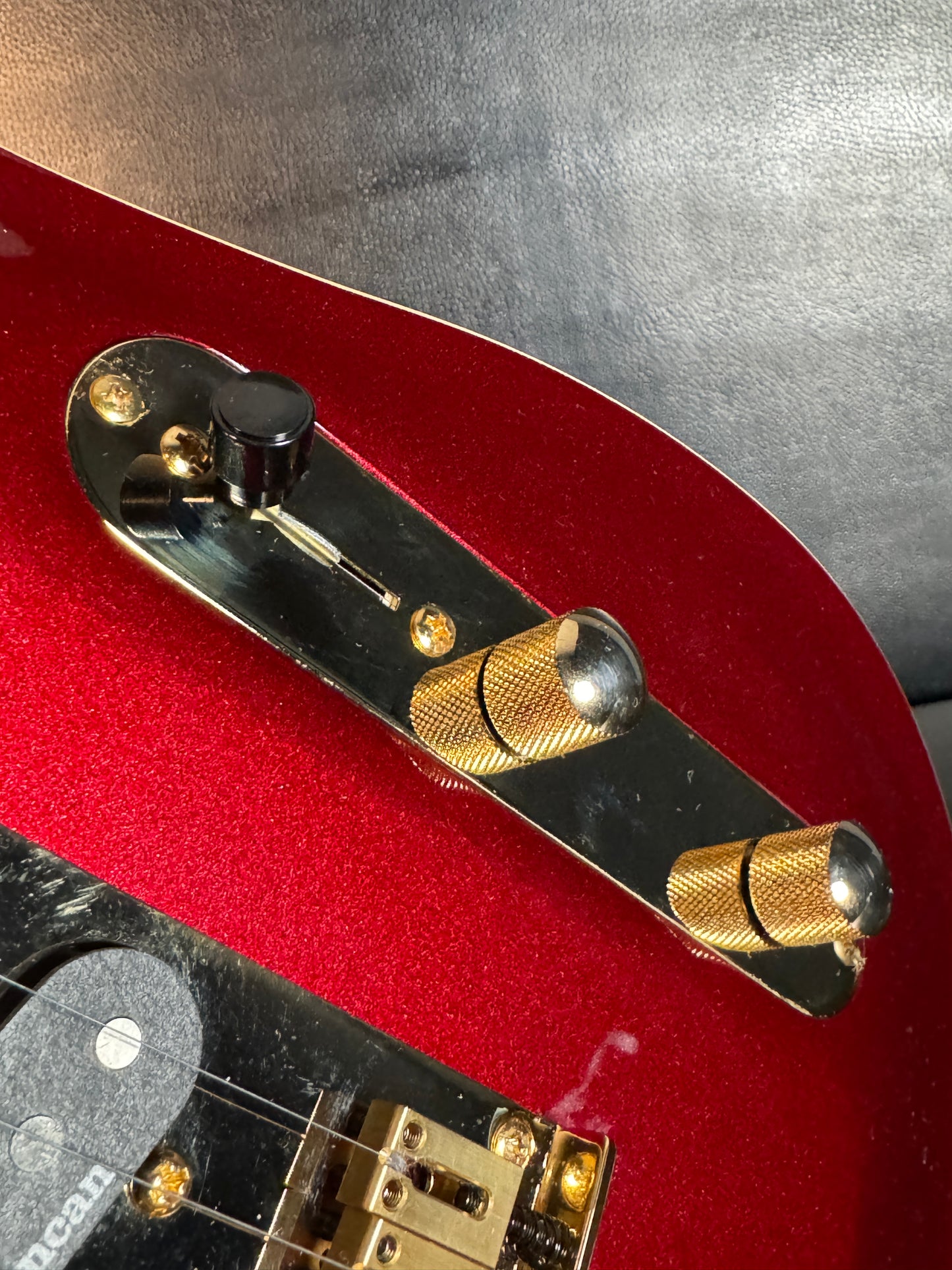 Chapman Lawmaker Classic Hollywood Red