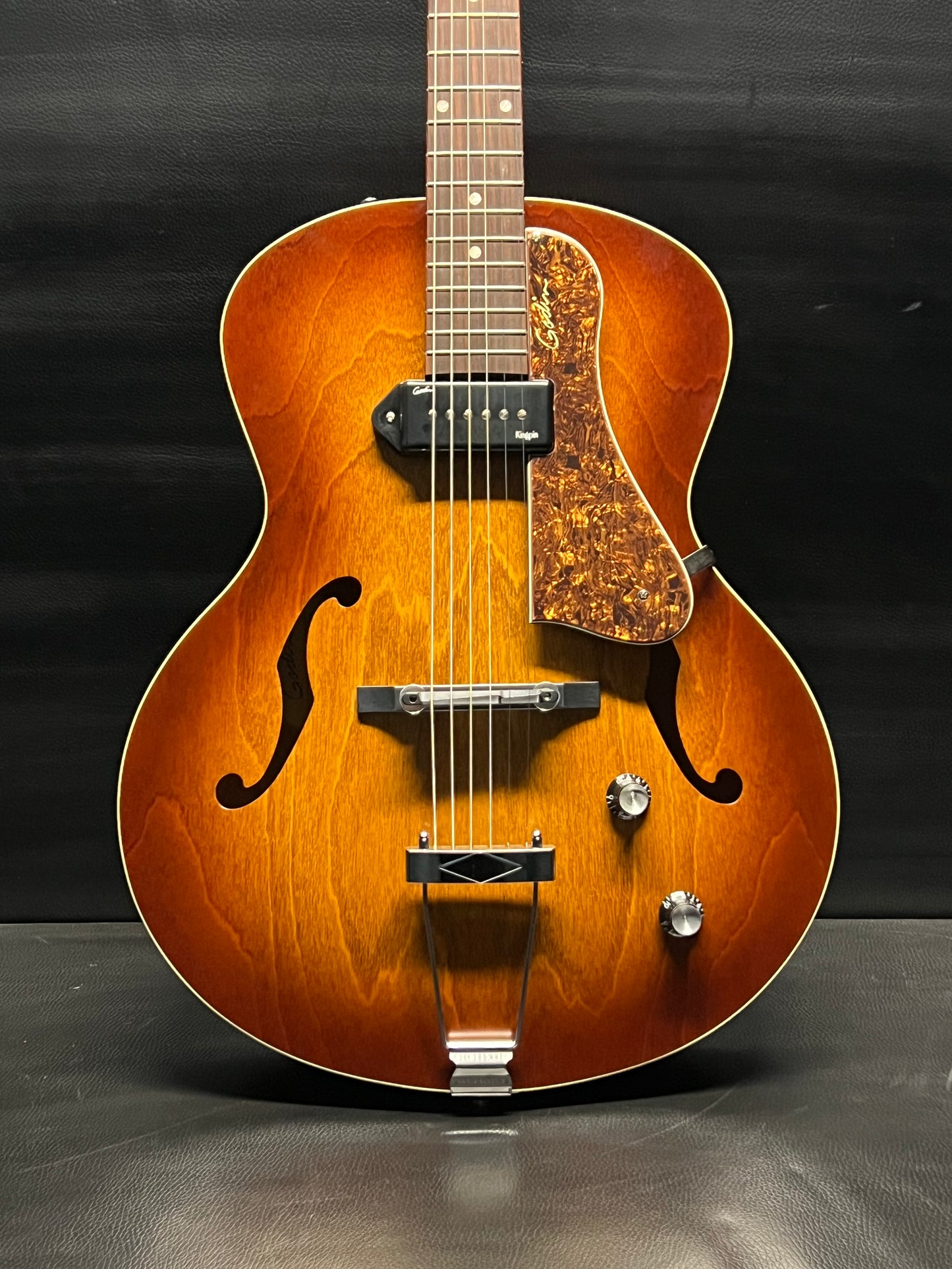 Godin 5th Avenue Kingpin P90 (PRE-OWNED)