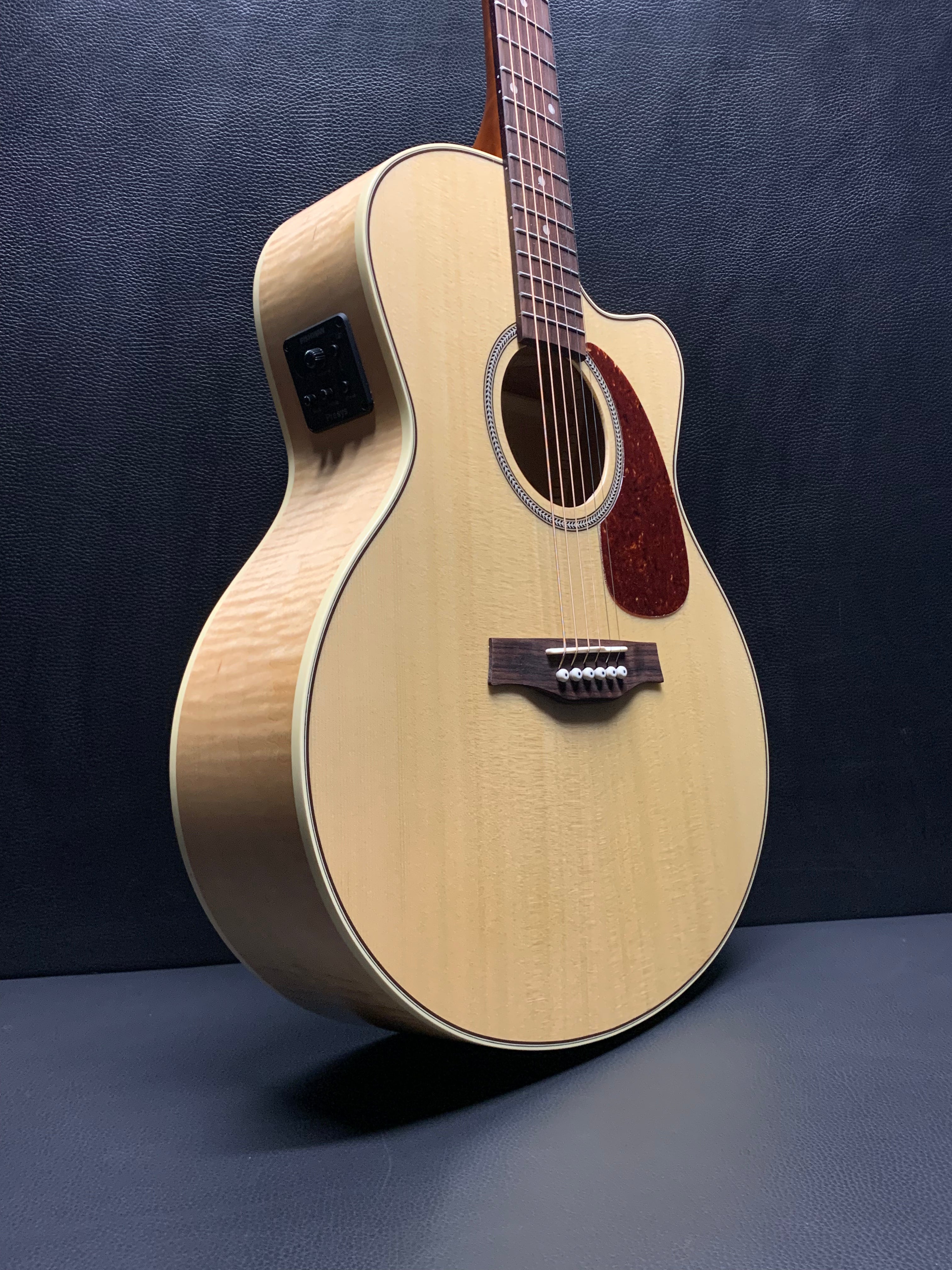 IMG_6263.heic?v=1710535597