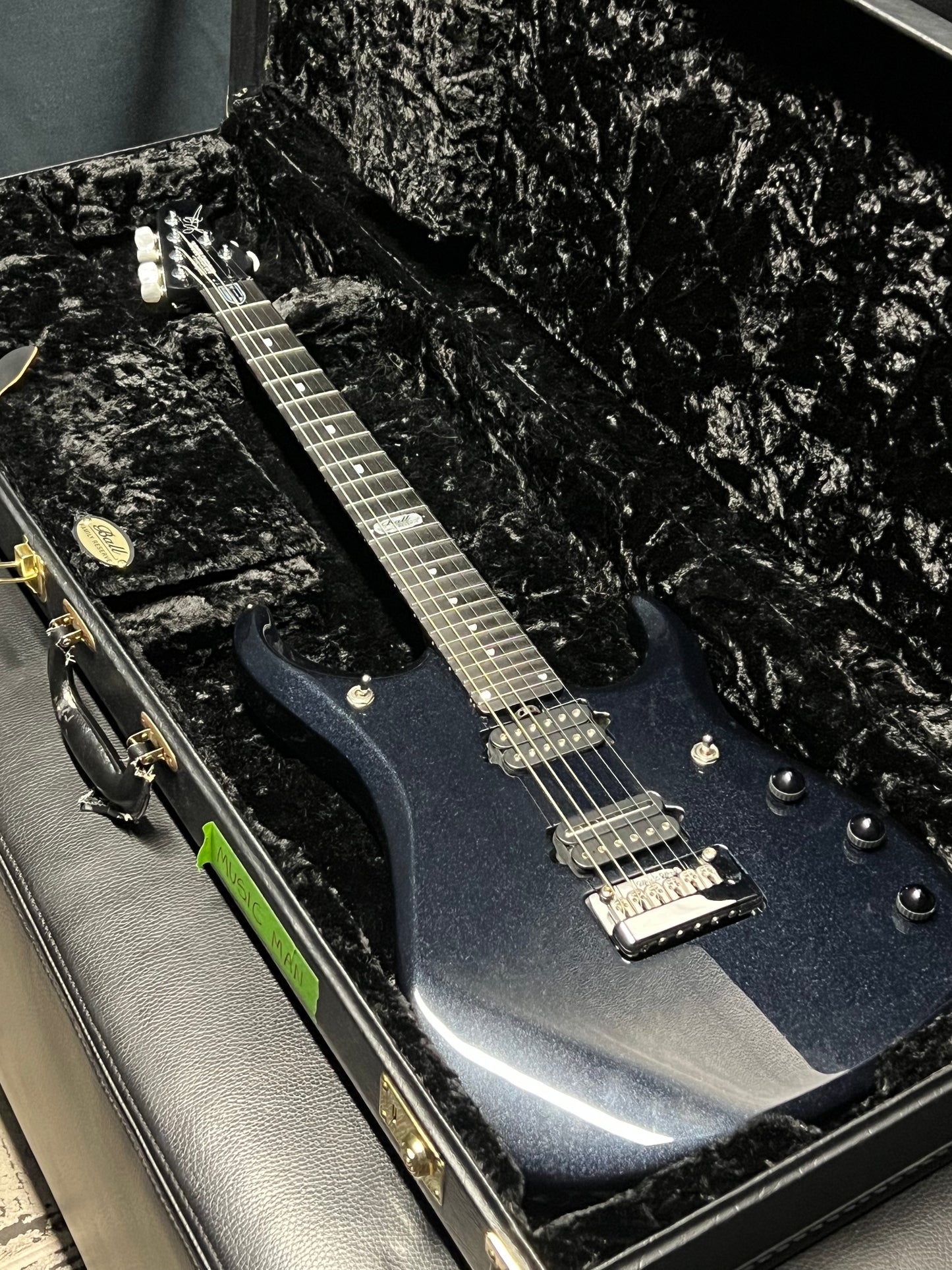 Ernie Ball Music Man JPXI Onyx (PRE-OWNED)