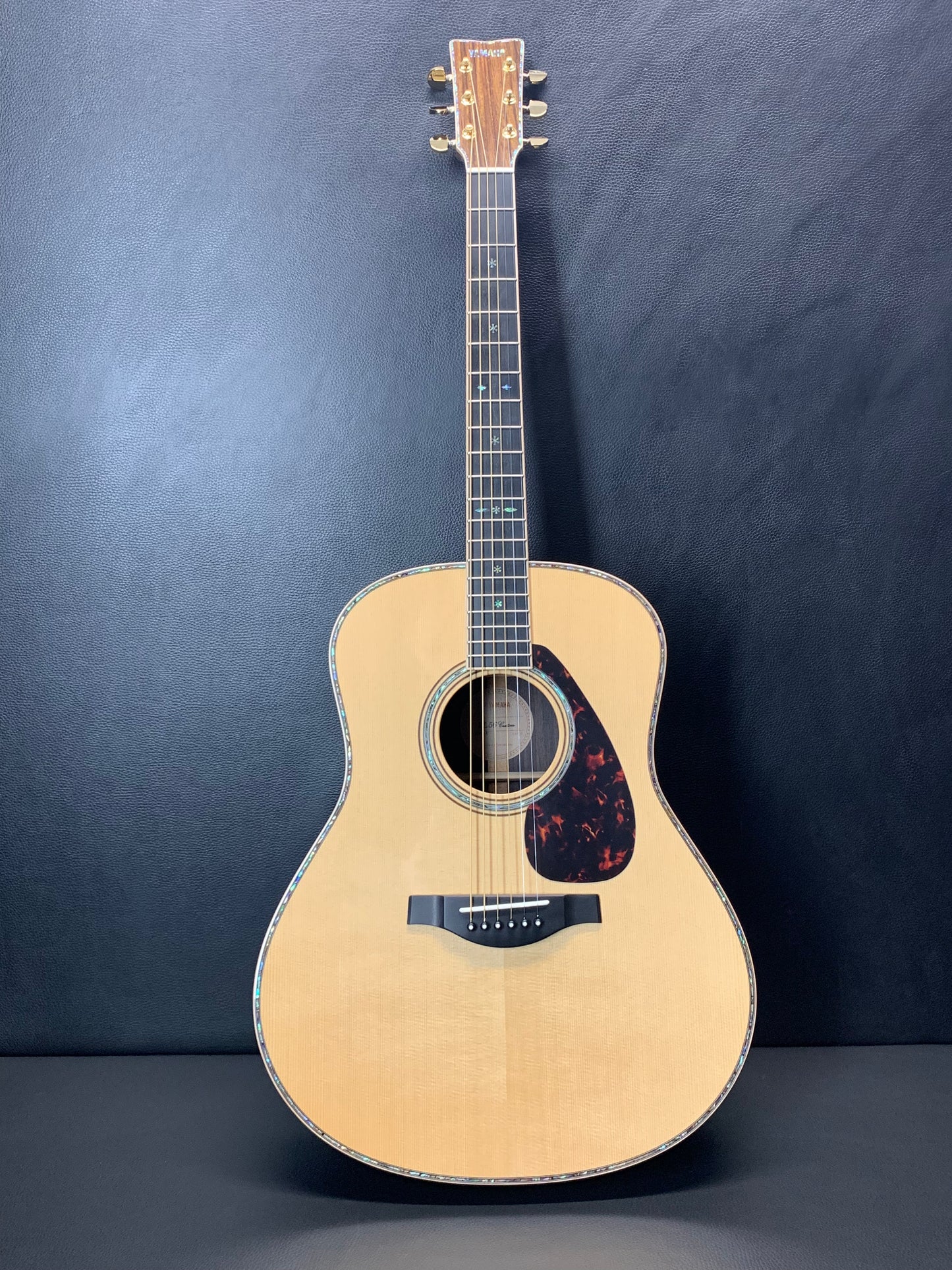 Yamaha LL56 ARE II Custom Jumbo #IJX080A