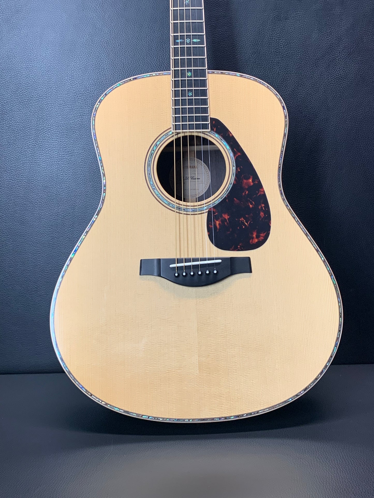Yamaha LL56 ARE II Custom Jumbo #IJX080A