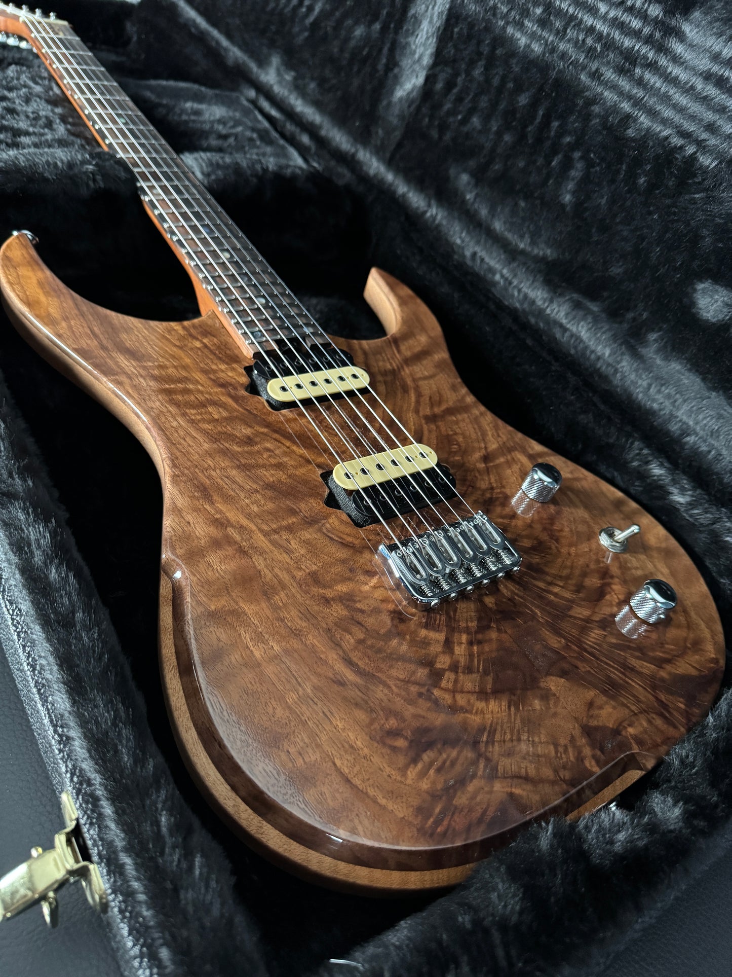 Zach ST HH #0001 ( PRE-OWNED)