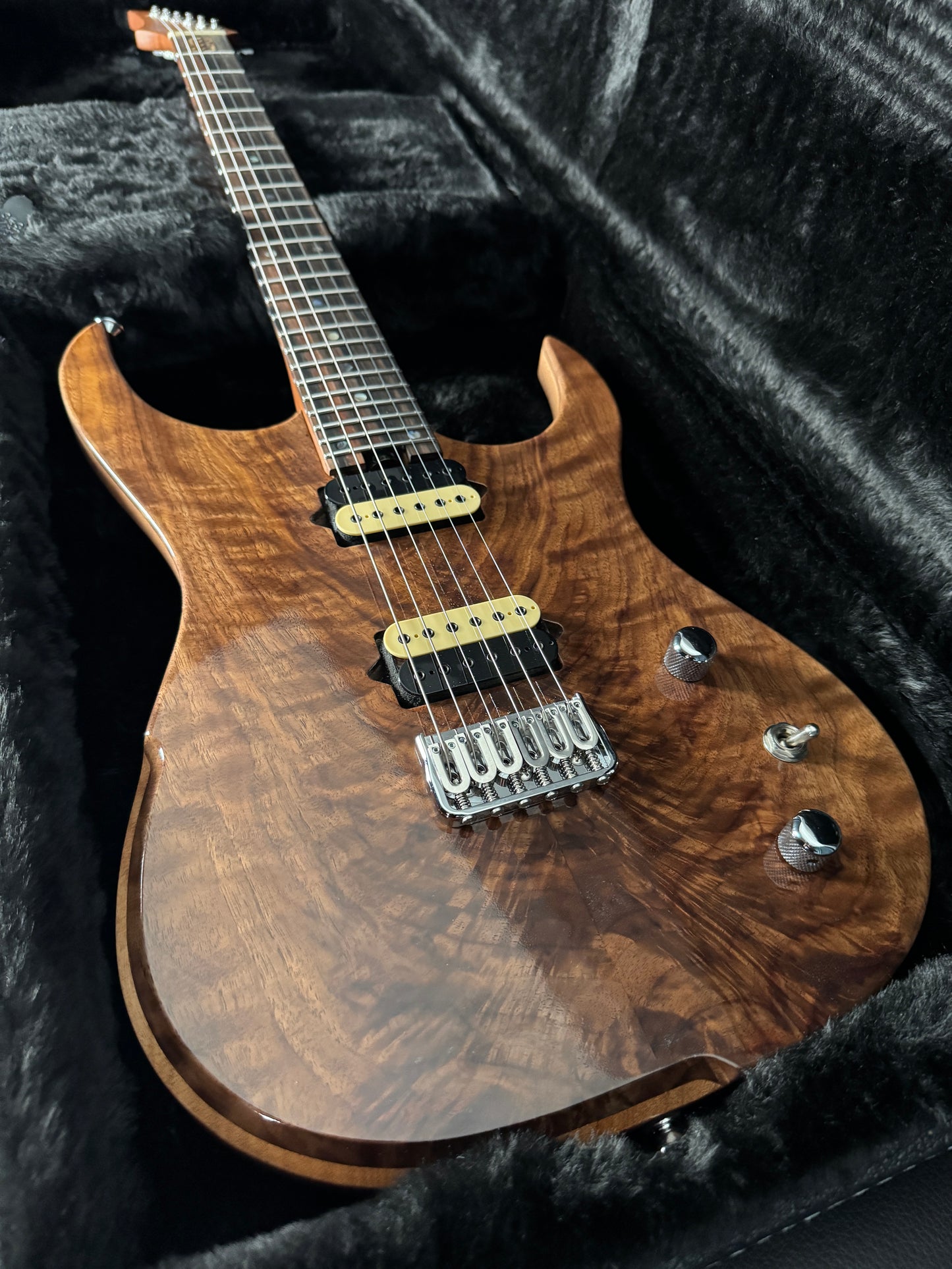 Zach ST HH #0001 ( PRE-OWNED)