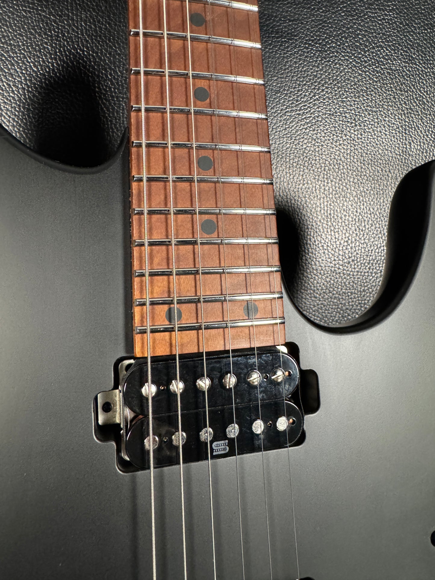 Ibanez Prestige AZ2402 Black (PRE-OWNED)