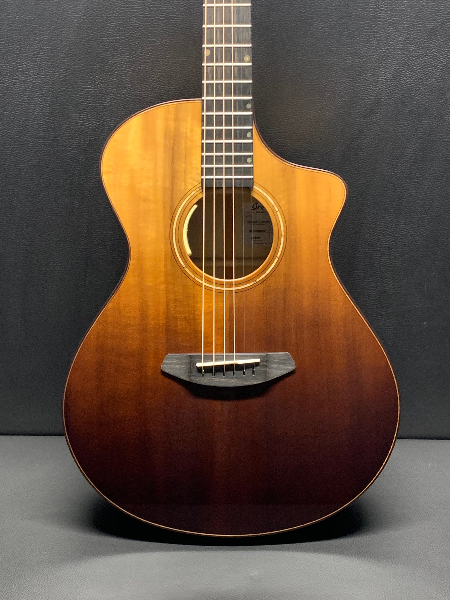 Breedlove Oregon Concert Sahara CE LTD #29496