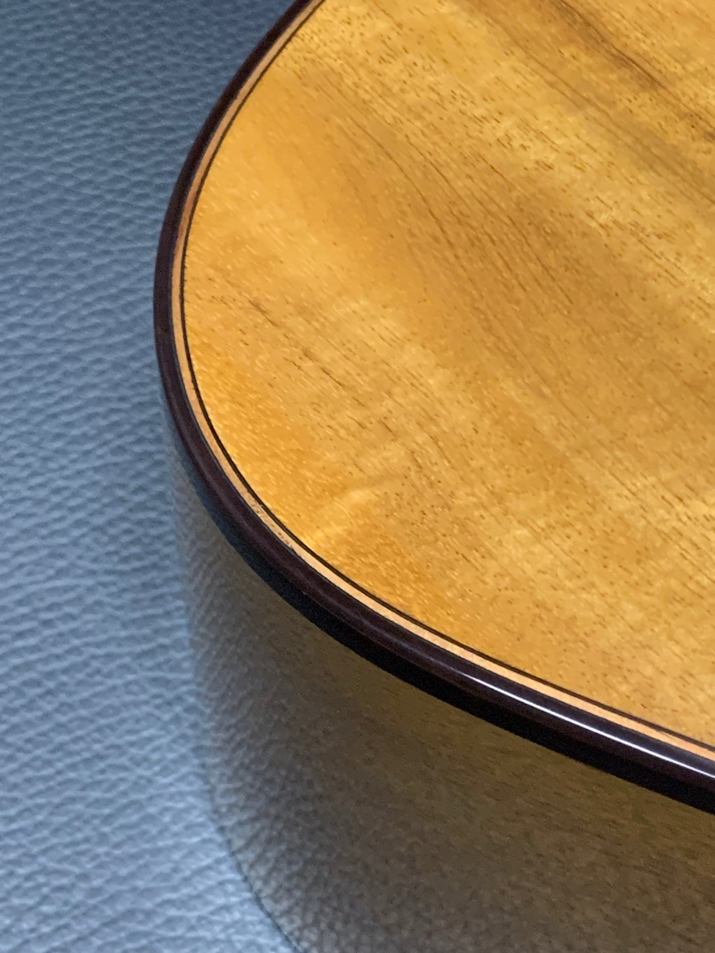 Breedlove Oregon Concert Sahara CE LTD #29496