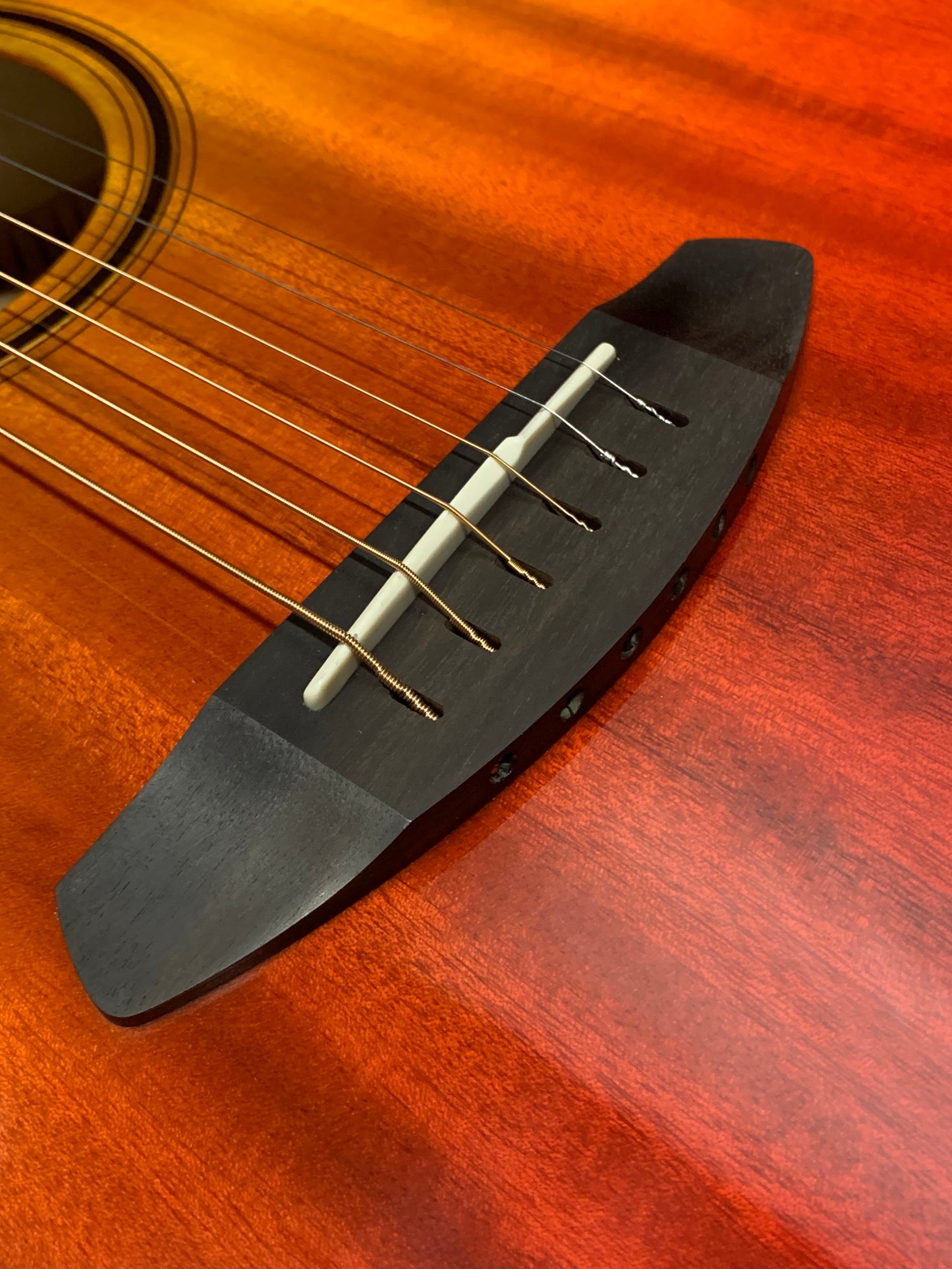Breedlove Oregon Concert Tequila Sunrise CE LTD #28371
