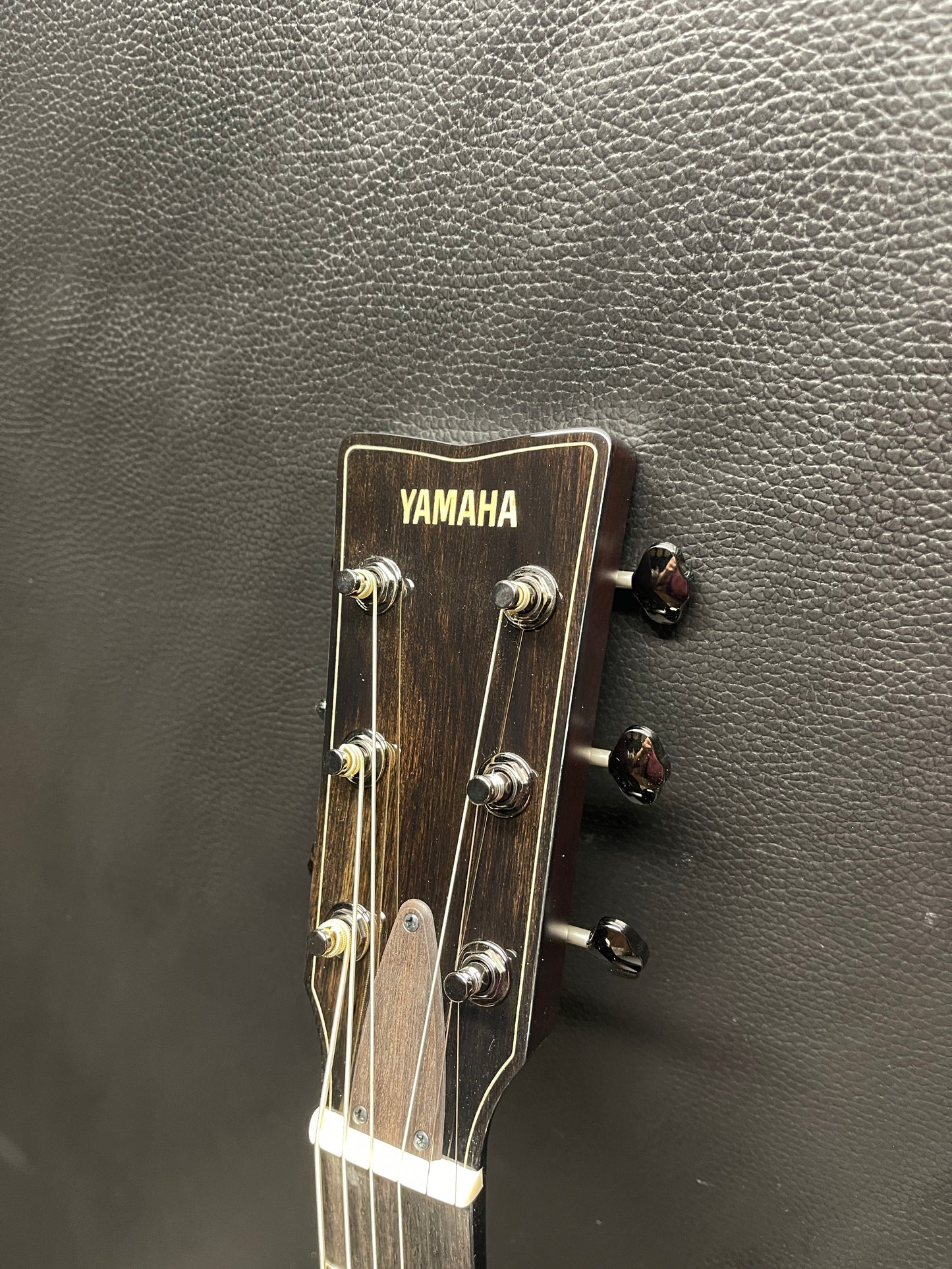 Yamaha FG9 R S/N: IJN065A