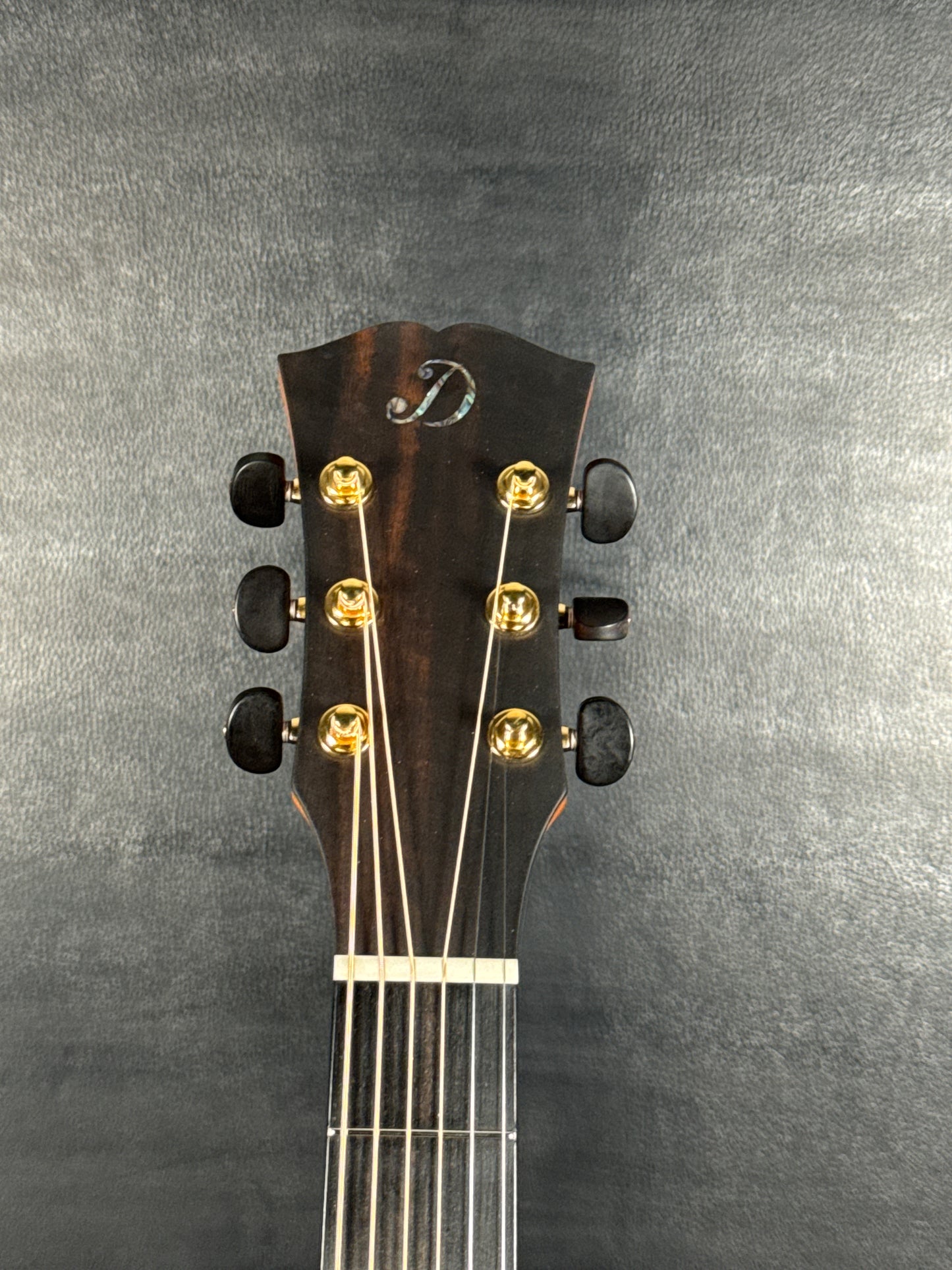 Dowina Merlot Vintage Series GA E DS #2304575 (PRE-OWNED)