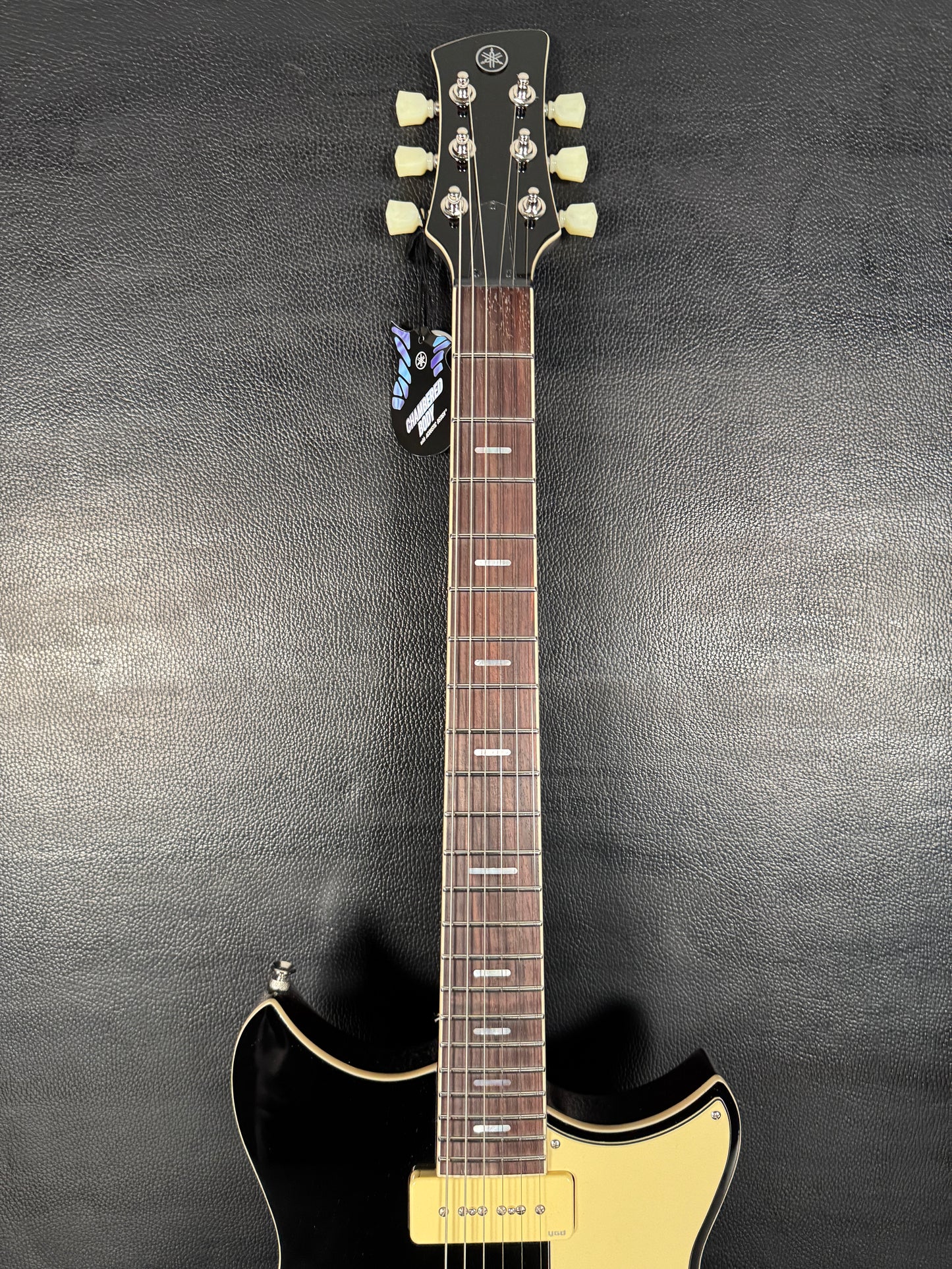 Yamaha RSS02T-BL Revstar Standard Black