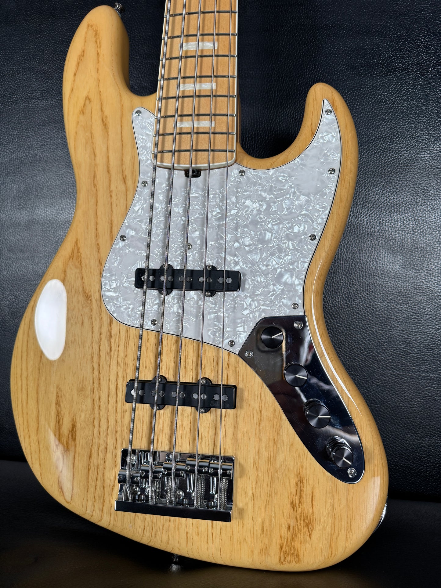 Sadowsky Japan 5 string Bass Guitar ( PRE-OWNED)