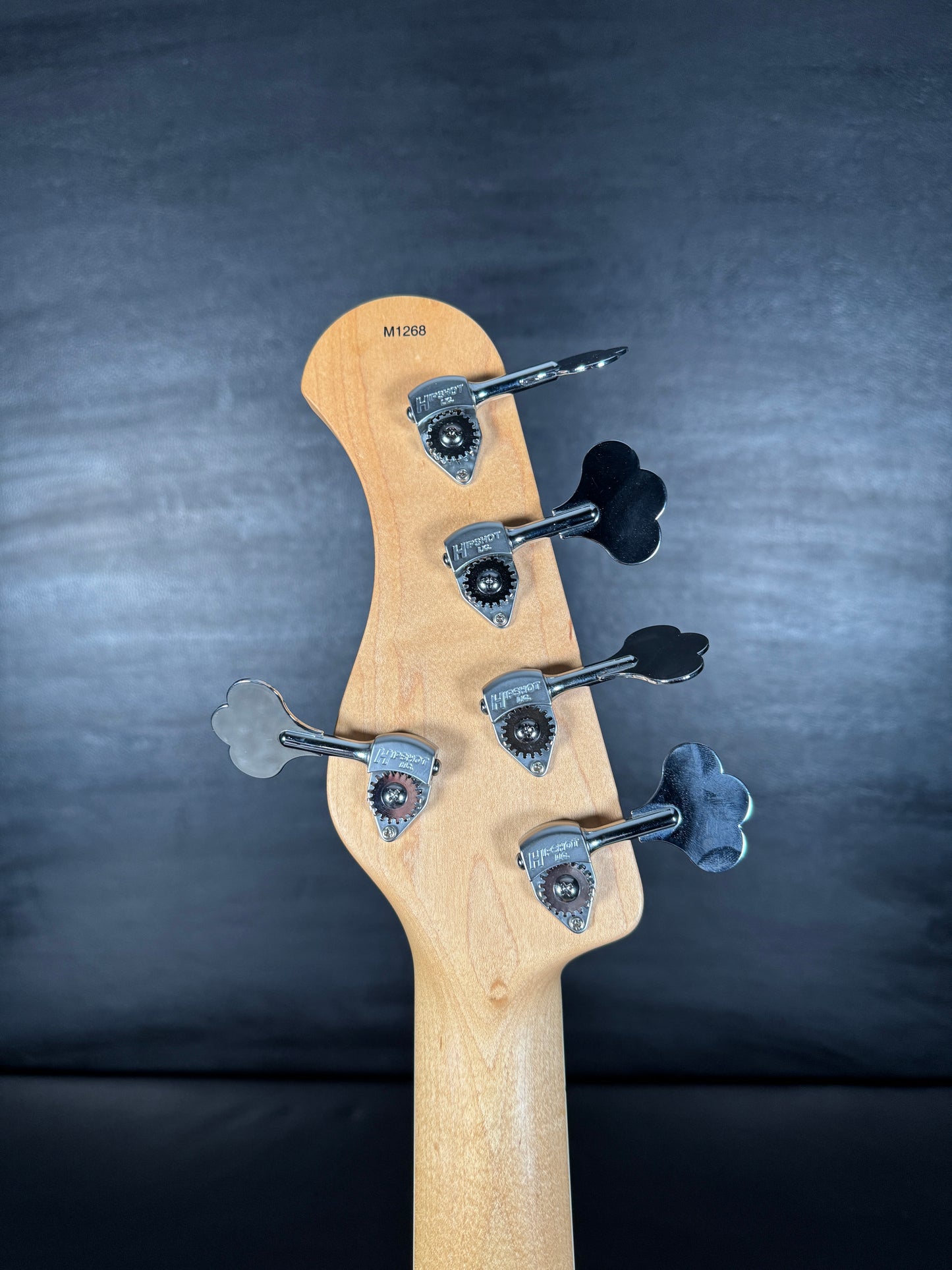 Sadowsky Japan 5 string Bass Guitar ( PRE-OWNED)