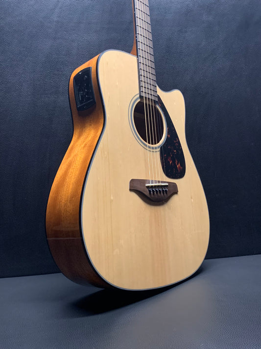 Yamaha FGX800C Acoustic Guitar