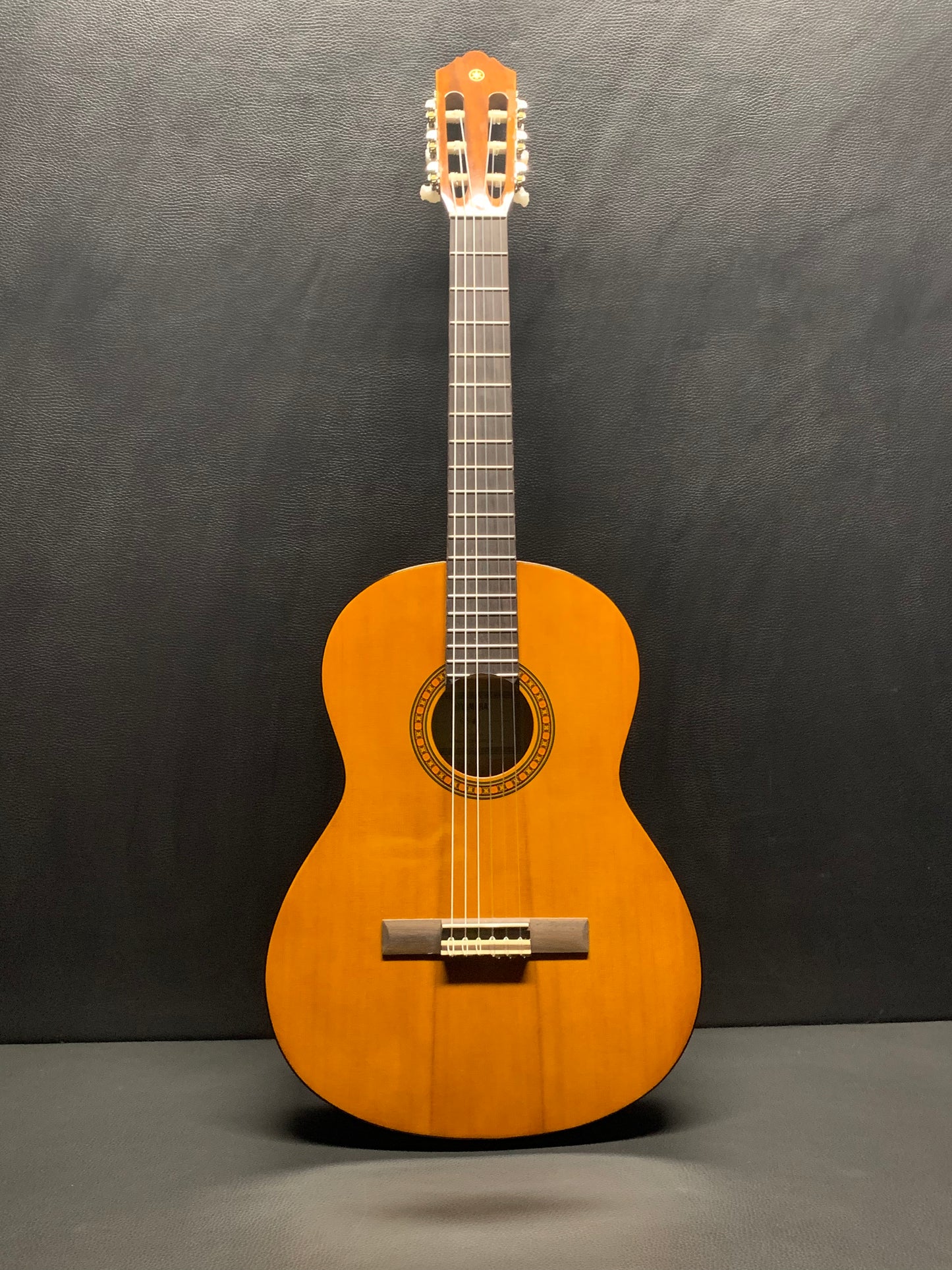 Yamaha CS40 3/4 Size Classic Guitar