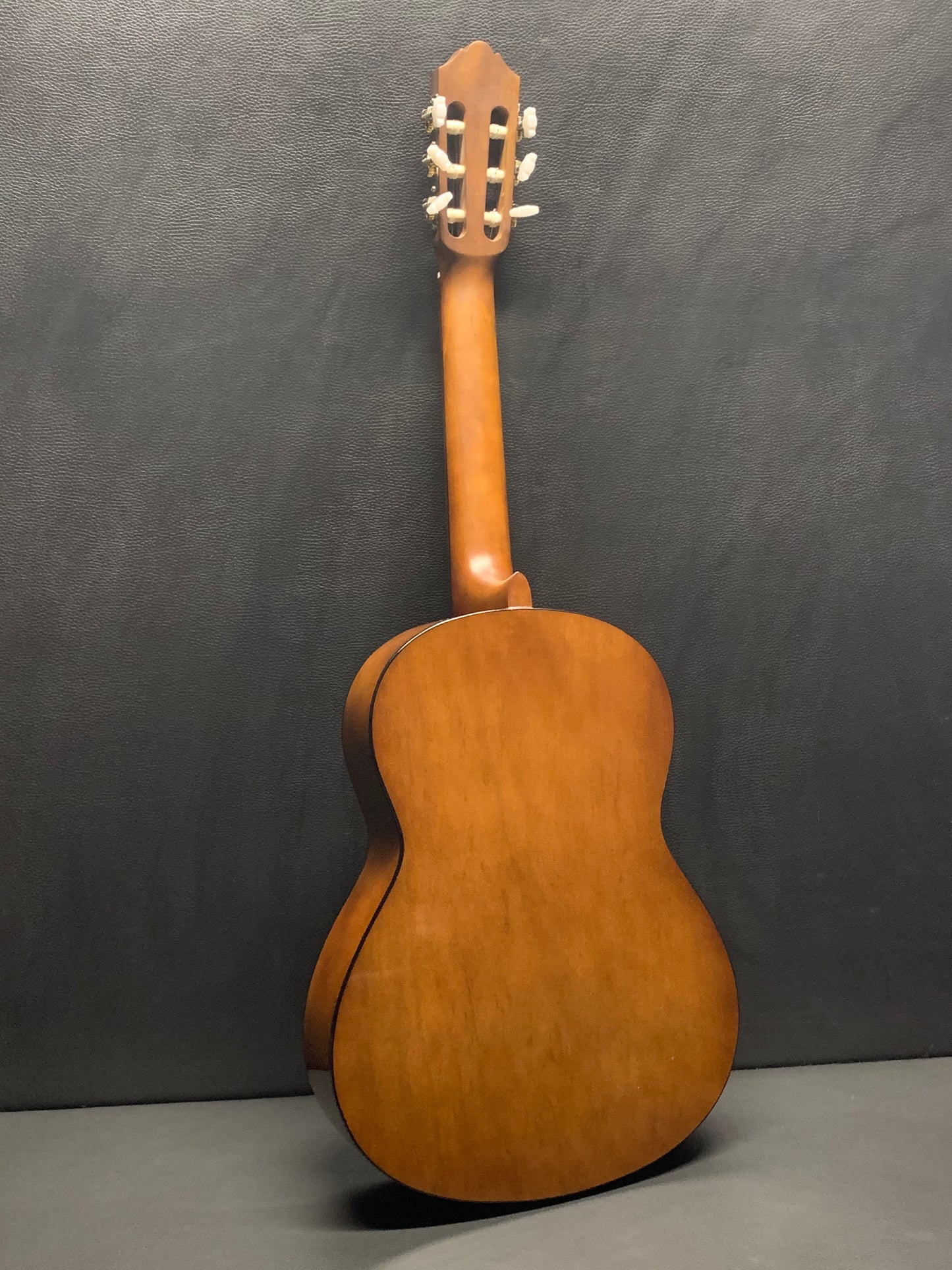 Yamaha CS40 3/4 Size Classic Guitar