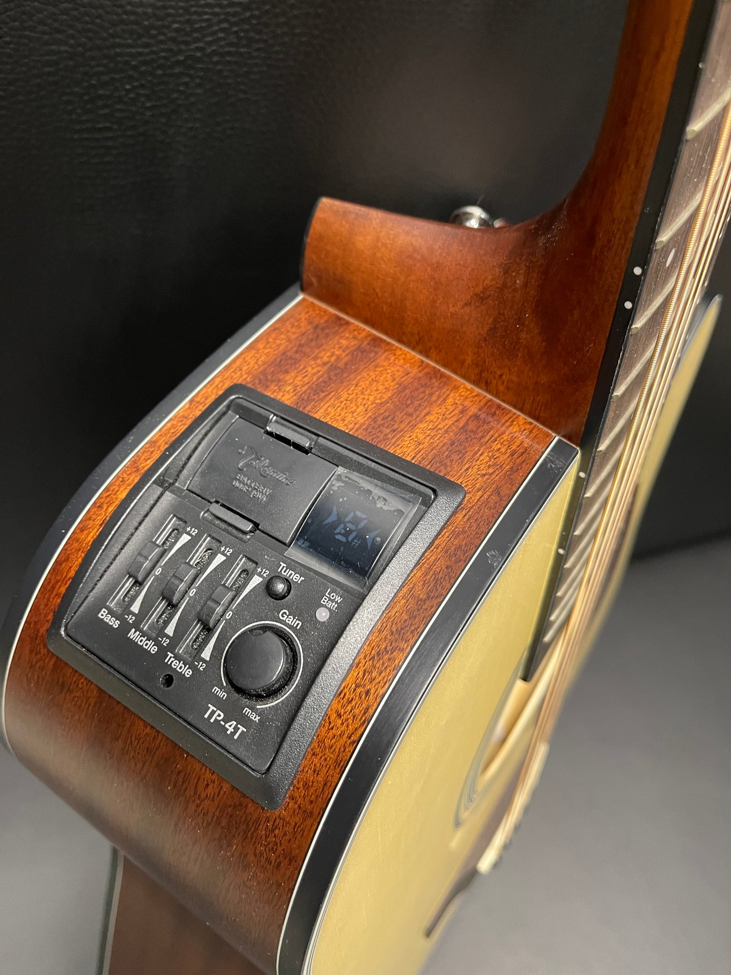 Takamine Acoustic-Electric Dreadnought S/N GD10CE-NS