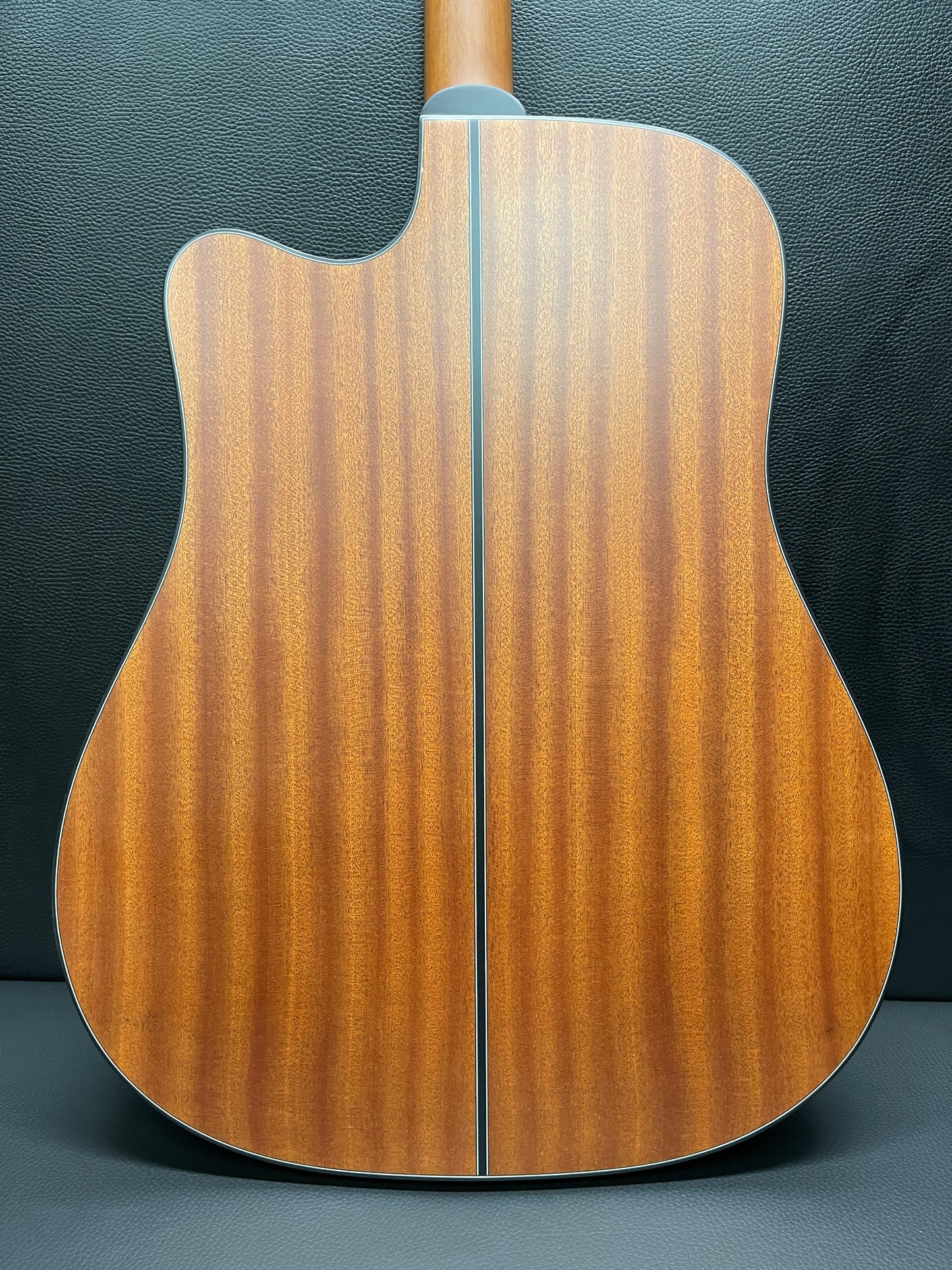 Takamine Acoustic-Electric Dreadnought S/N GD11MCE-NS