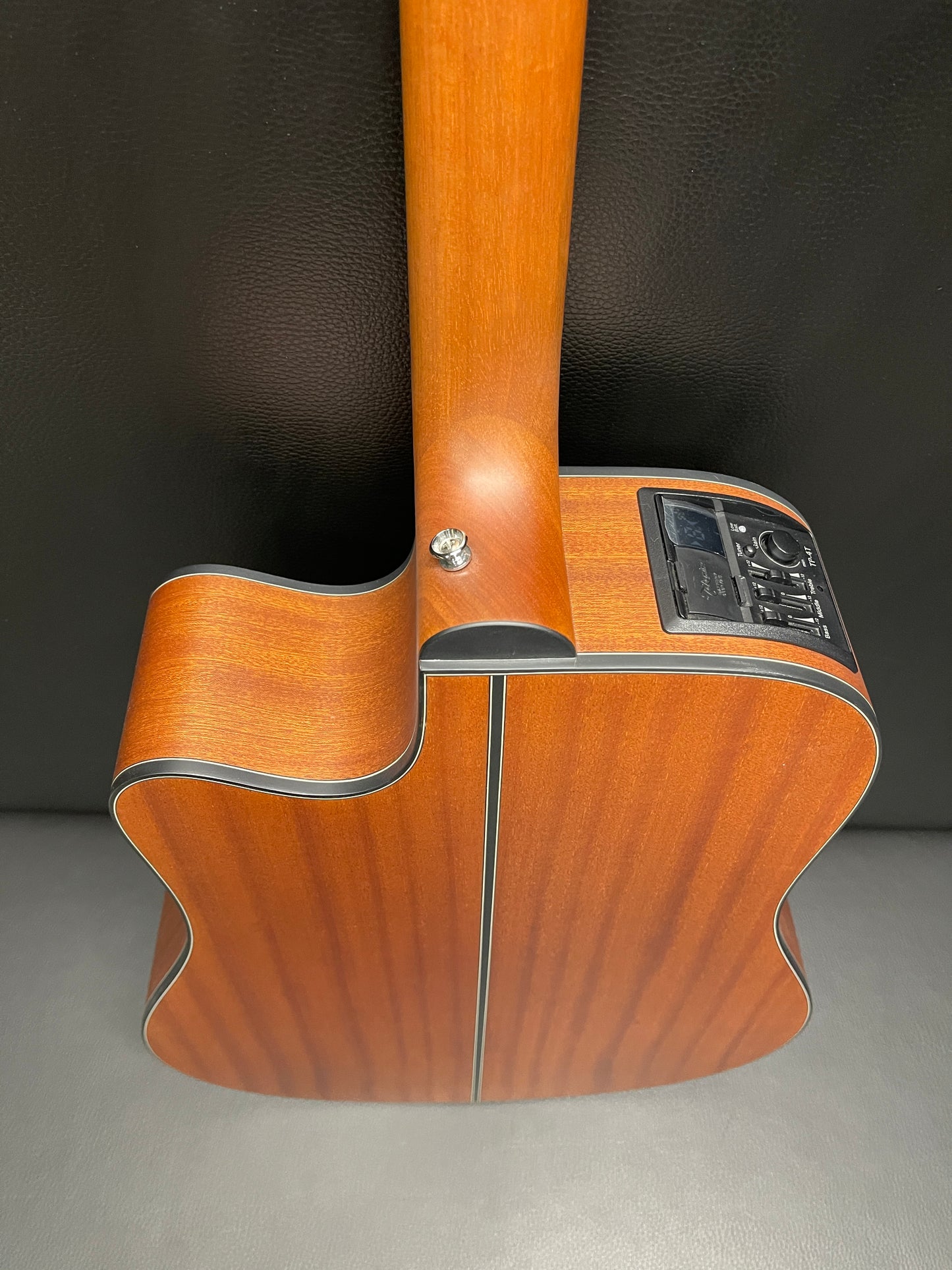 Takamine Acoustic-Electric Dreadnought S/N GD11MCE-NS