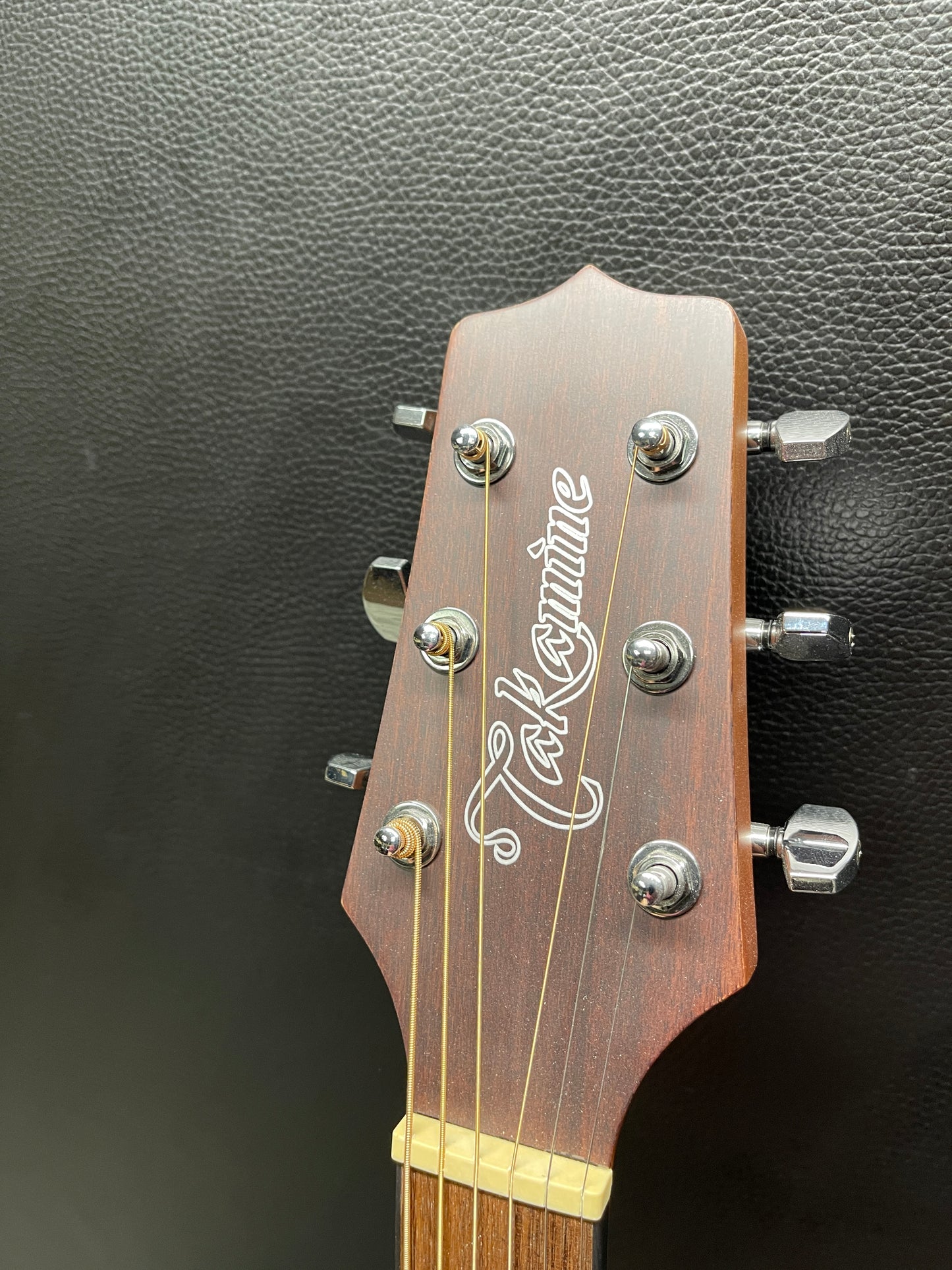 Takamine Acoustic-Electric Dreadnought S/N GD11MCE-NS