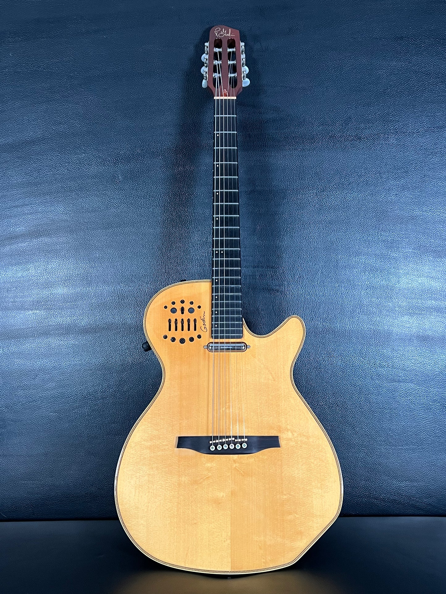 Godin Multiac Spectrum Steel - Natural HG (PRE-OWNED)