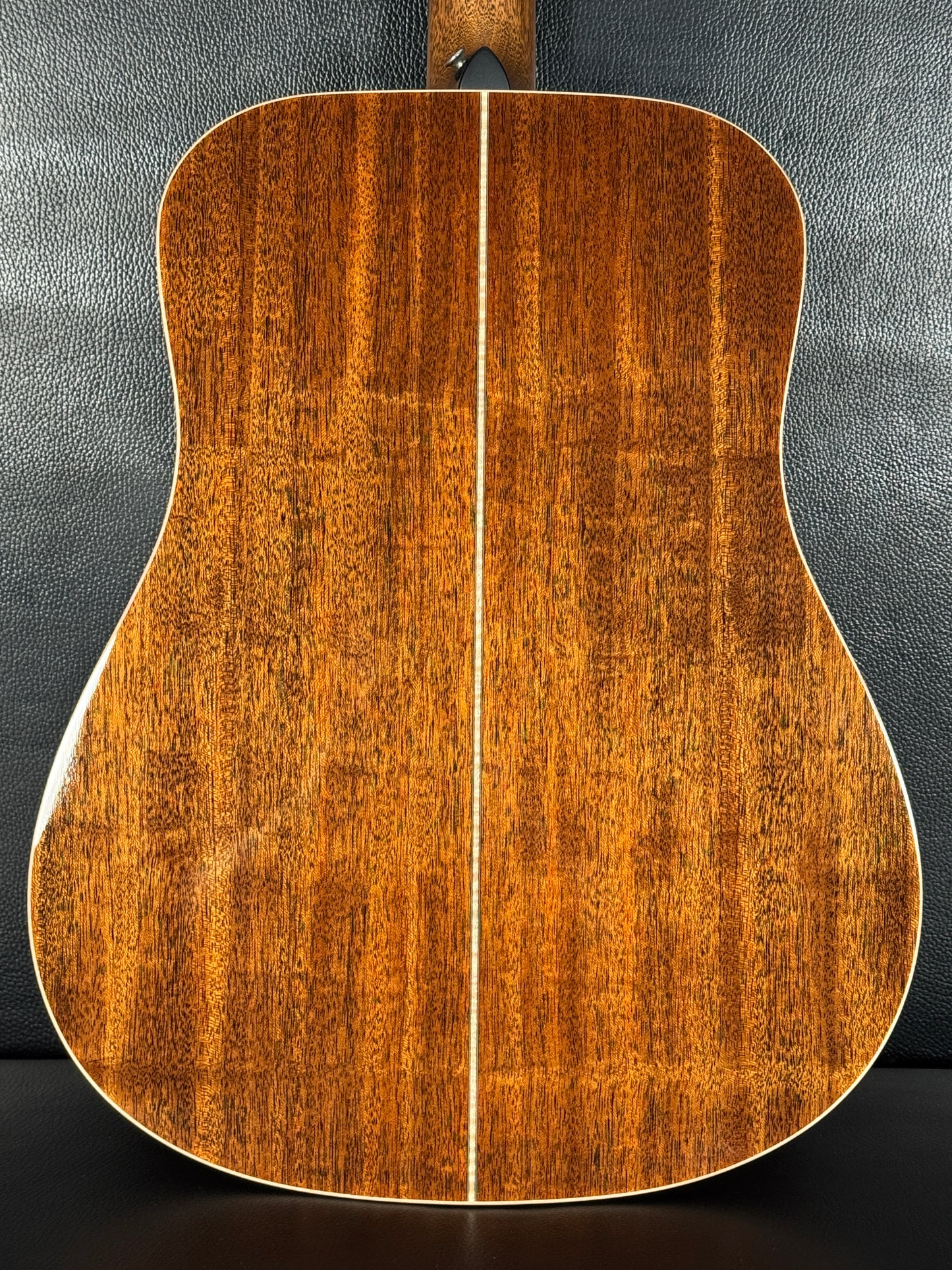 Boucher Studio Goose SG-42-V K&K ( PRE-OWNED)