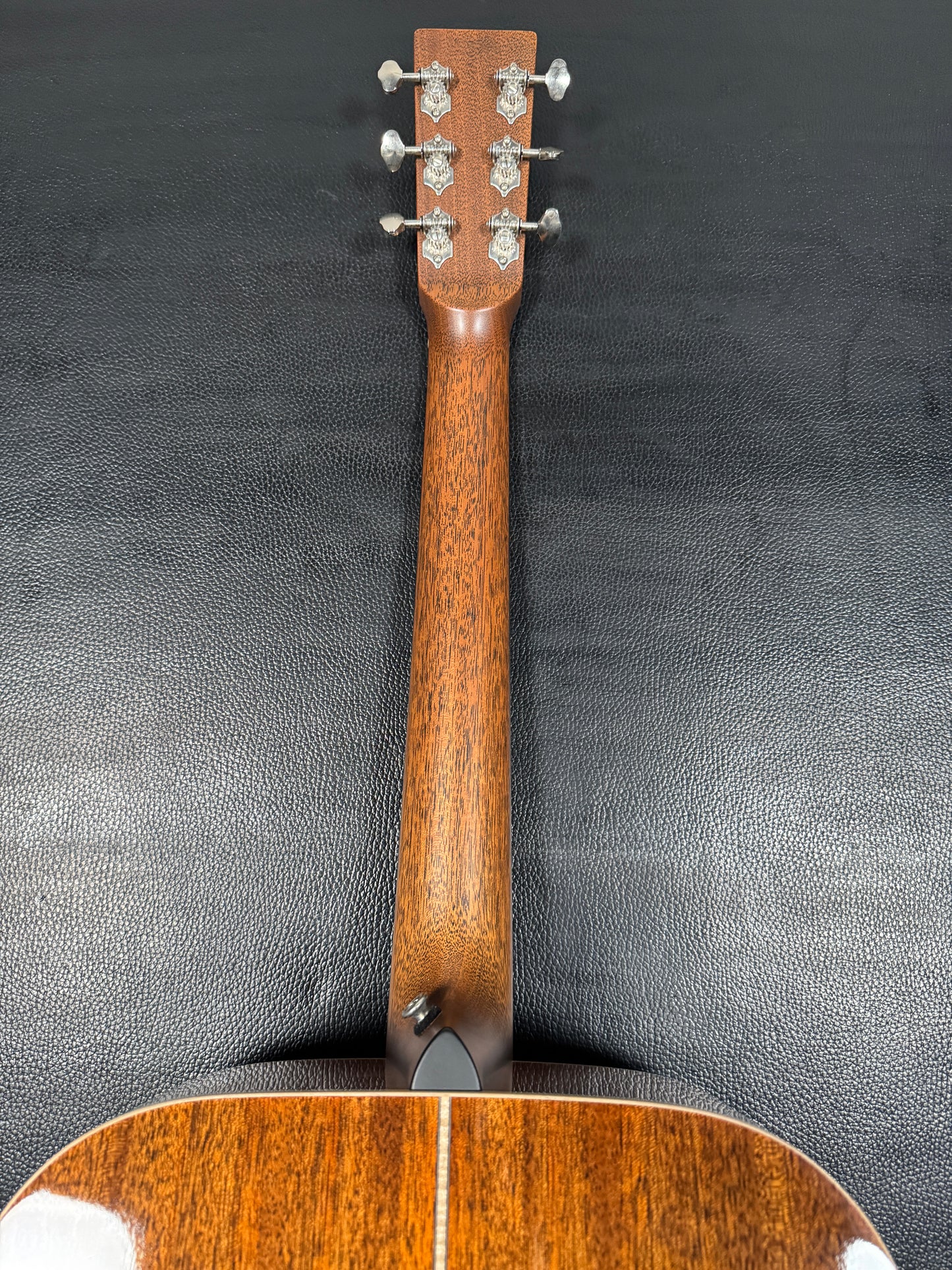Boucher Studio Goose SG-42-V K&K ( PRE-OWNED)
