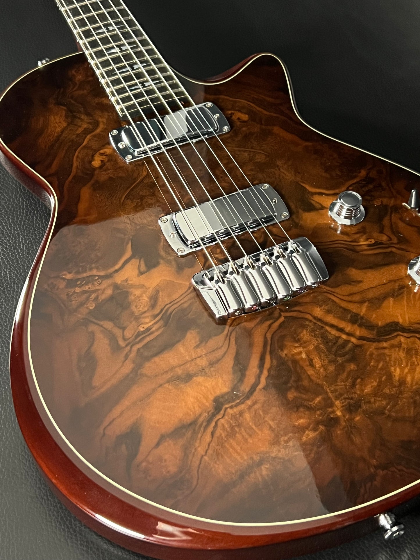Taylor SBC Custom Walnut Electric Guitar - Natural (PRE-OWNED)