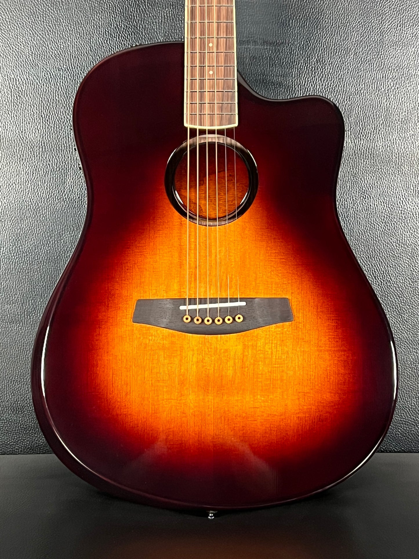 L.R Baggs AEG-1 - Sunburst Sitka Spruce