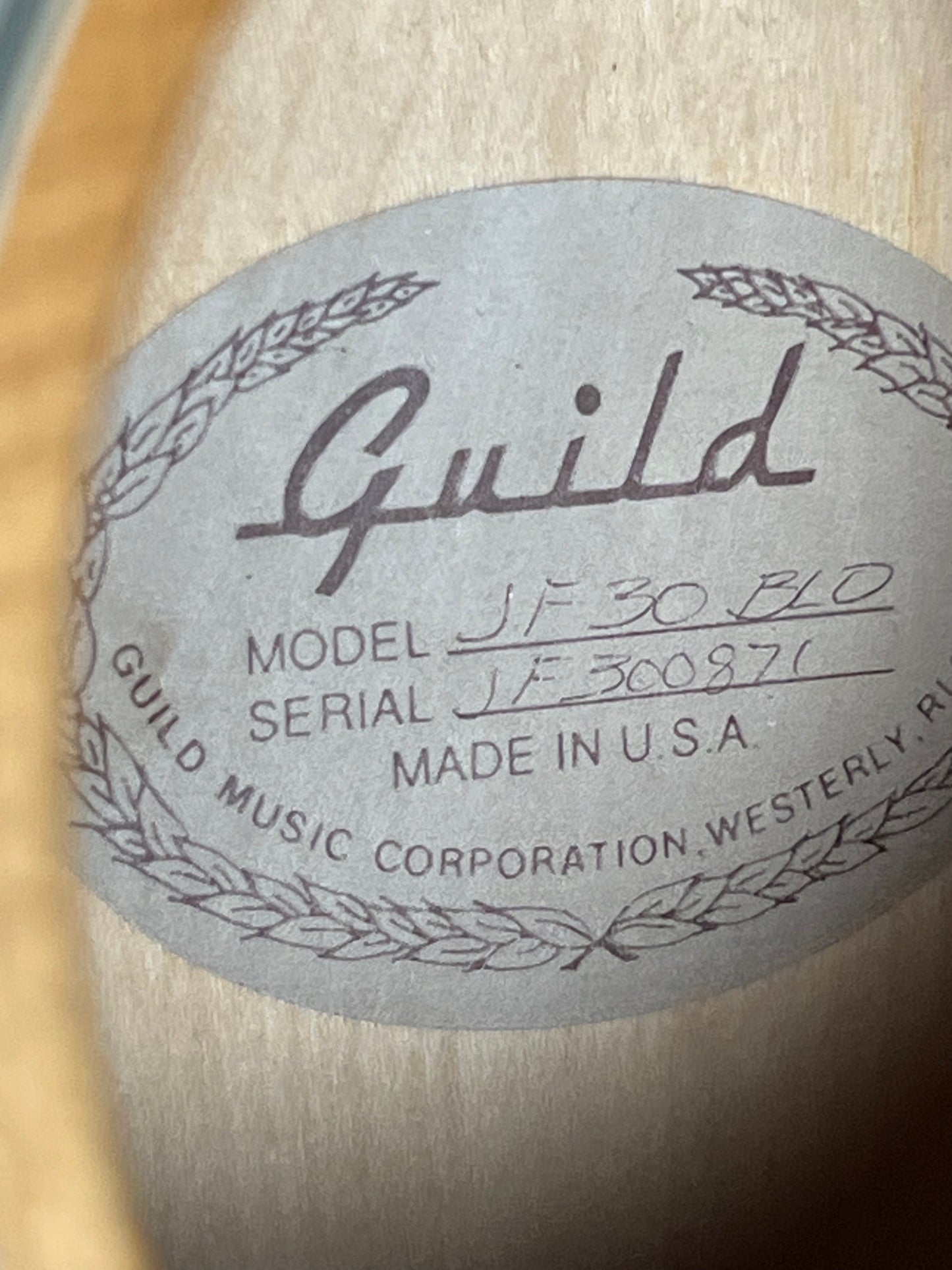 Guild USA JF30 BLO (PRE-OWNED)