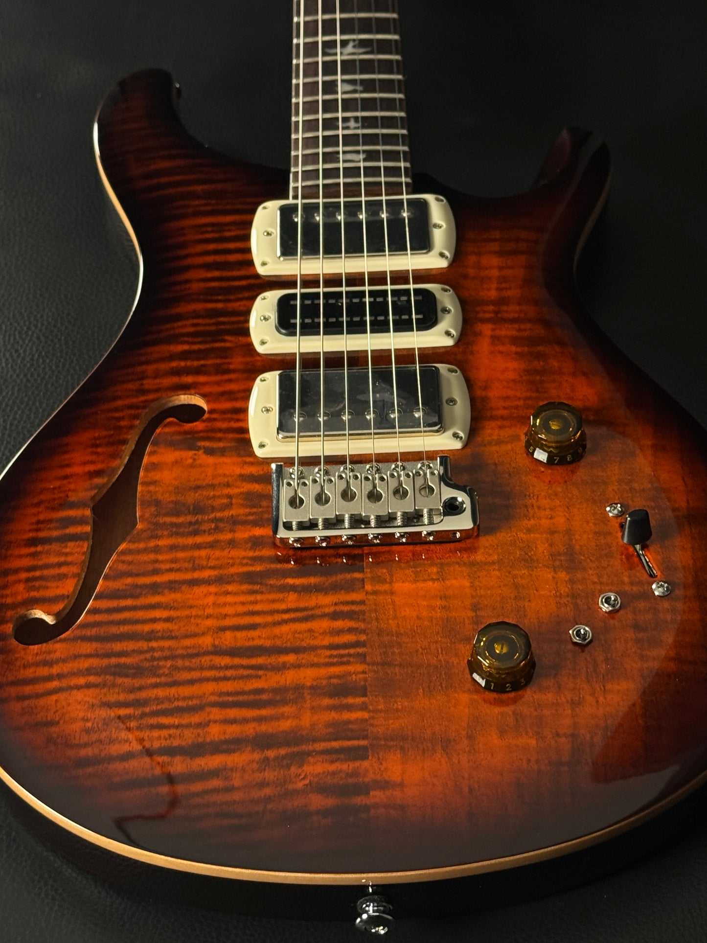 PRS SE Special Semi-Hollow Orange Tiger Smokeburst