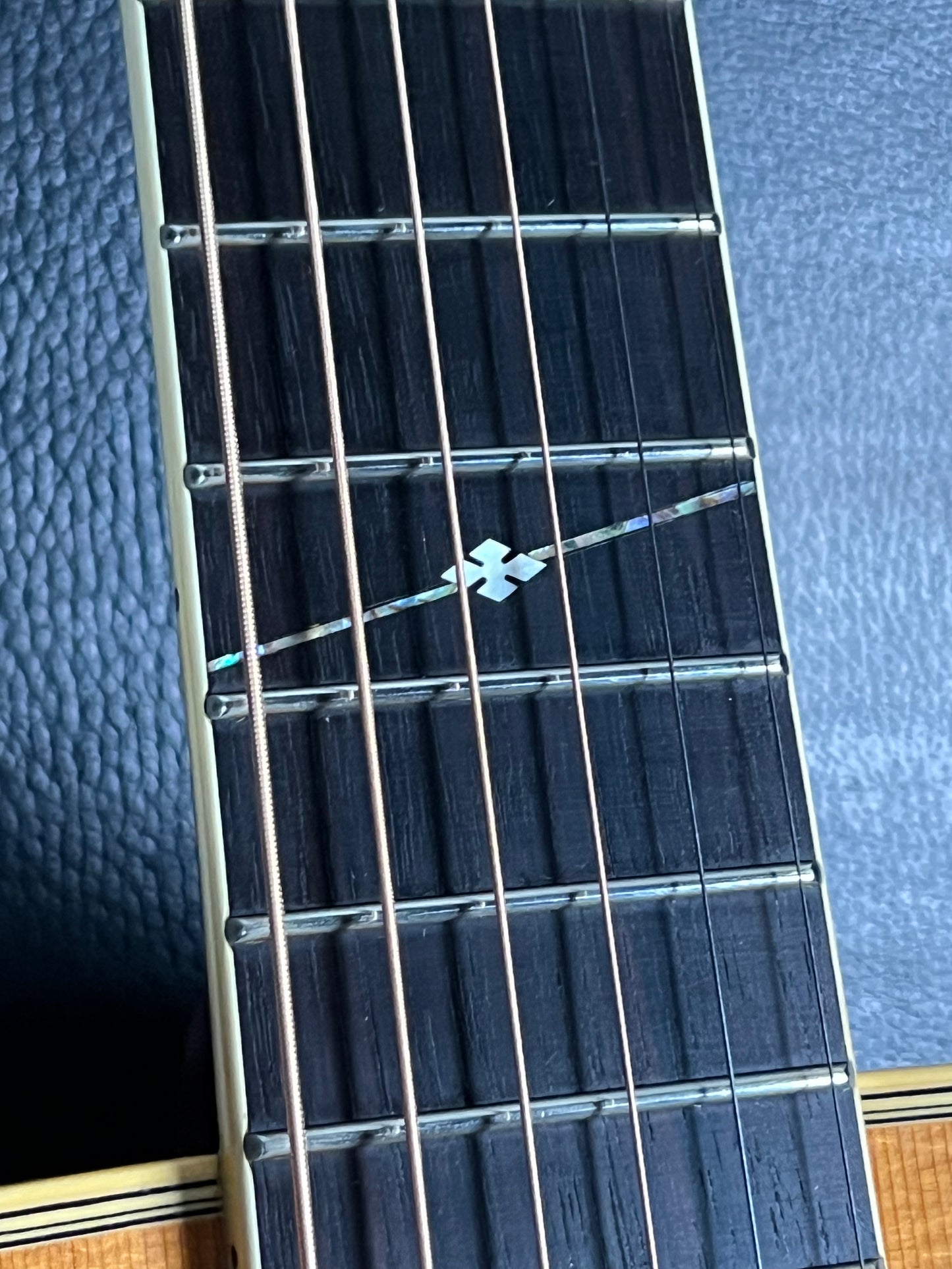 Alvarez Yairi DYM95 2009 (PRE-OWNED)